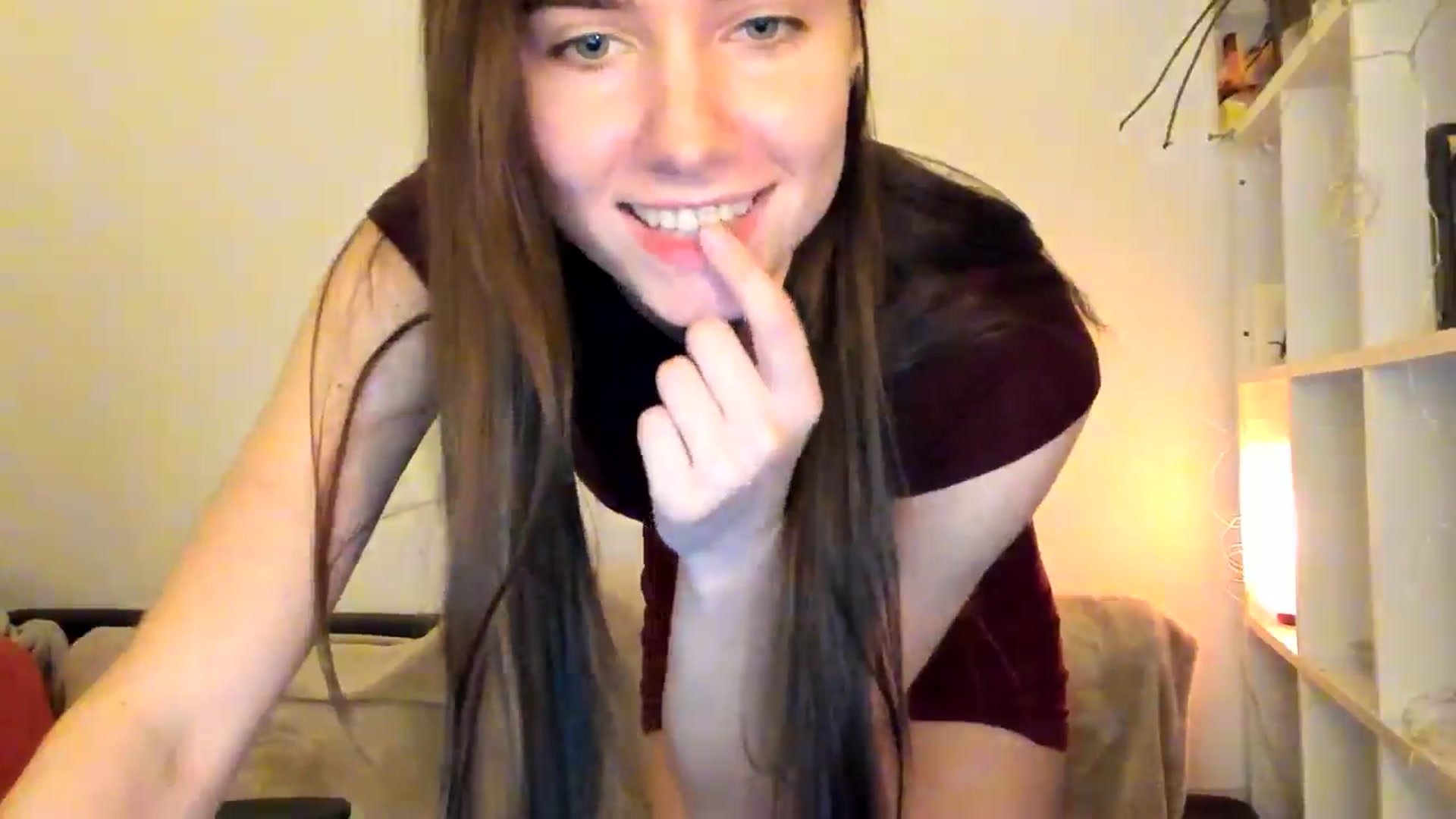 Gallery image thumbnail from OhAlisa's myfreecams stream on, 12/05/2025, 18:05 image 12 of 20