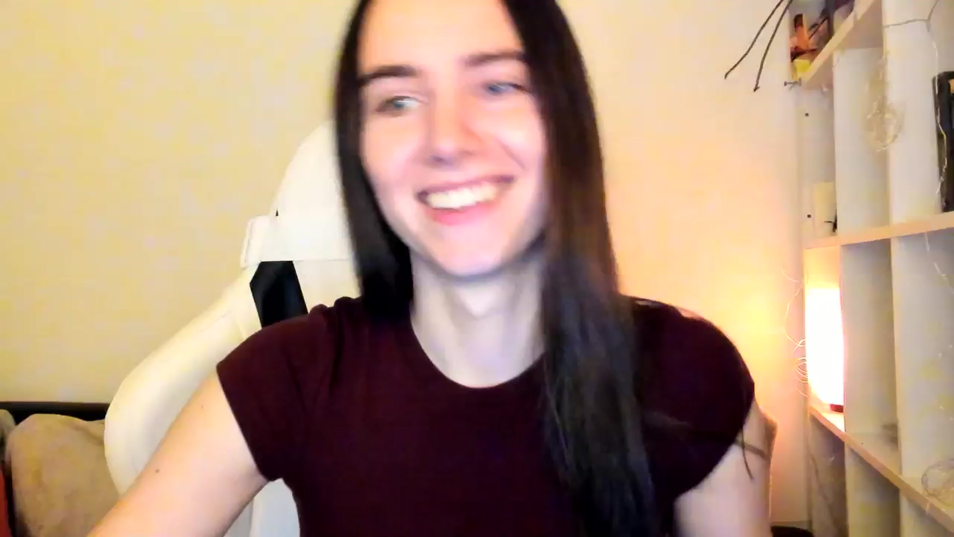 Gallery image thumbnail from OhAlisa's myfreecams stream on, 12/05/2025, 18:05 image 10 of 20