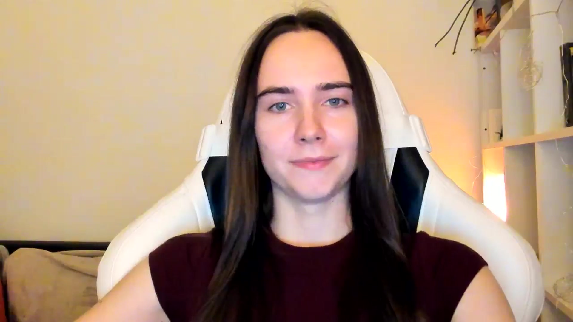 Gallery image thumbnail from OhAlisa's myfreecams stream on, 12/05/2025, 18:05 image 4 of 20