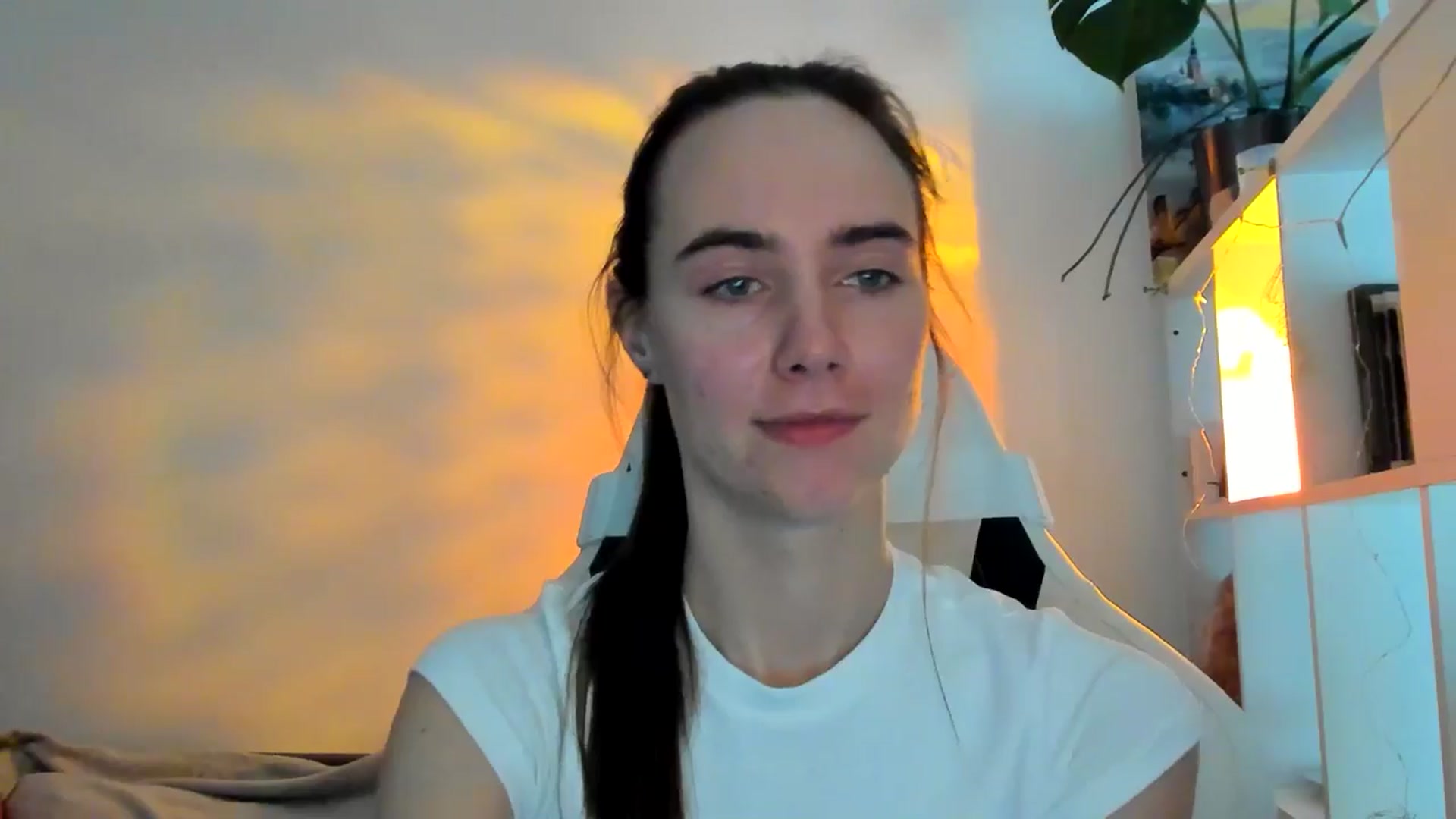 Gallery image thumbnail from OhAlisa's myfreecams stream on, 12/07/2025, 13:47 image 2 of 20