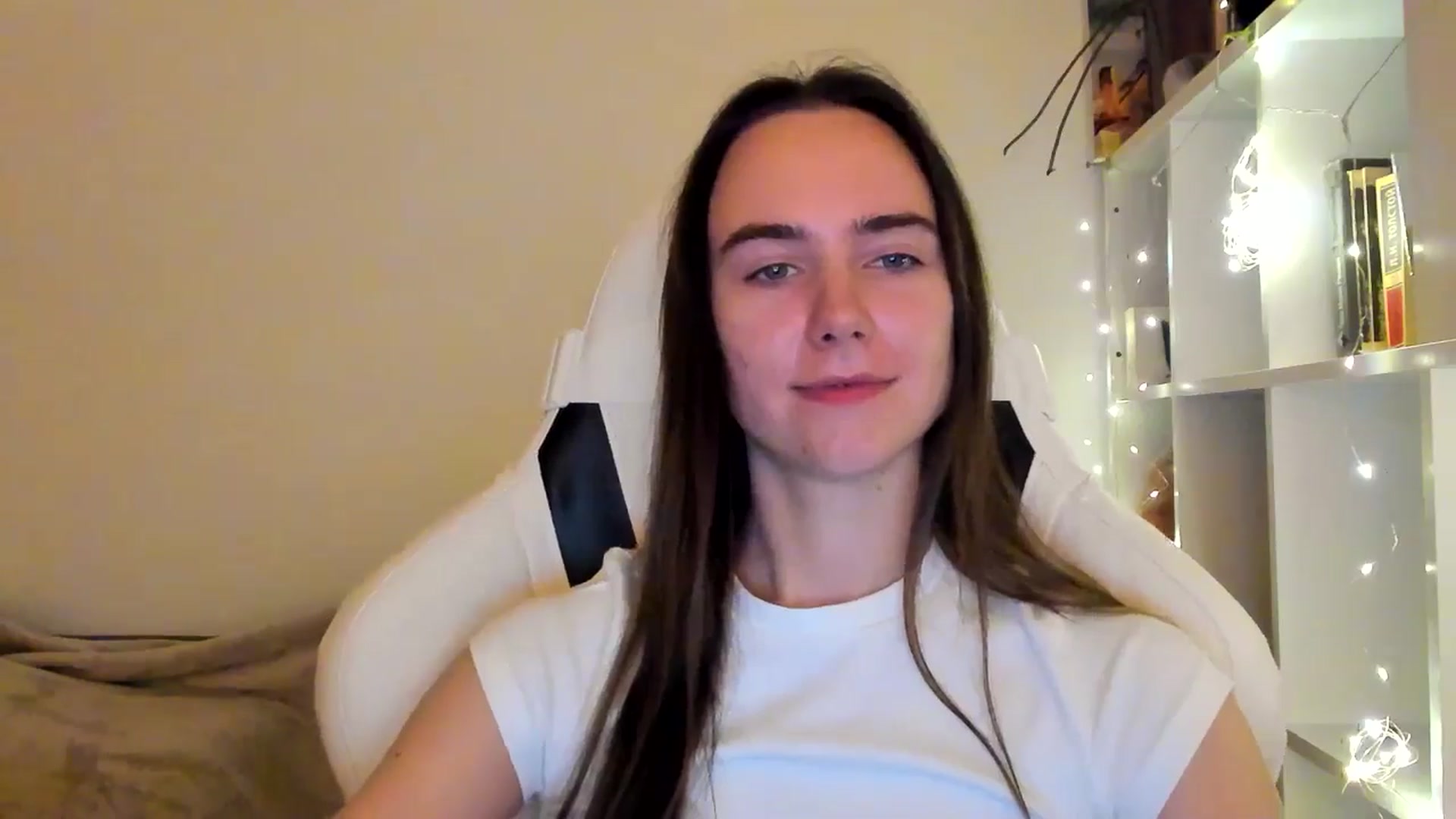 Gallery image thumbnail from OhAlisa's myfreecams stream on, 12/11/2025, 17:17 image 20 of 20