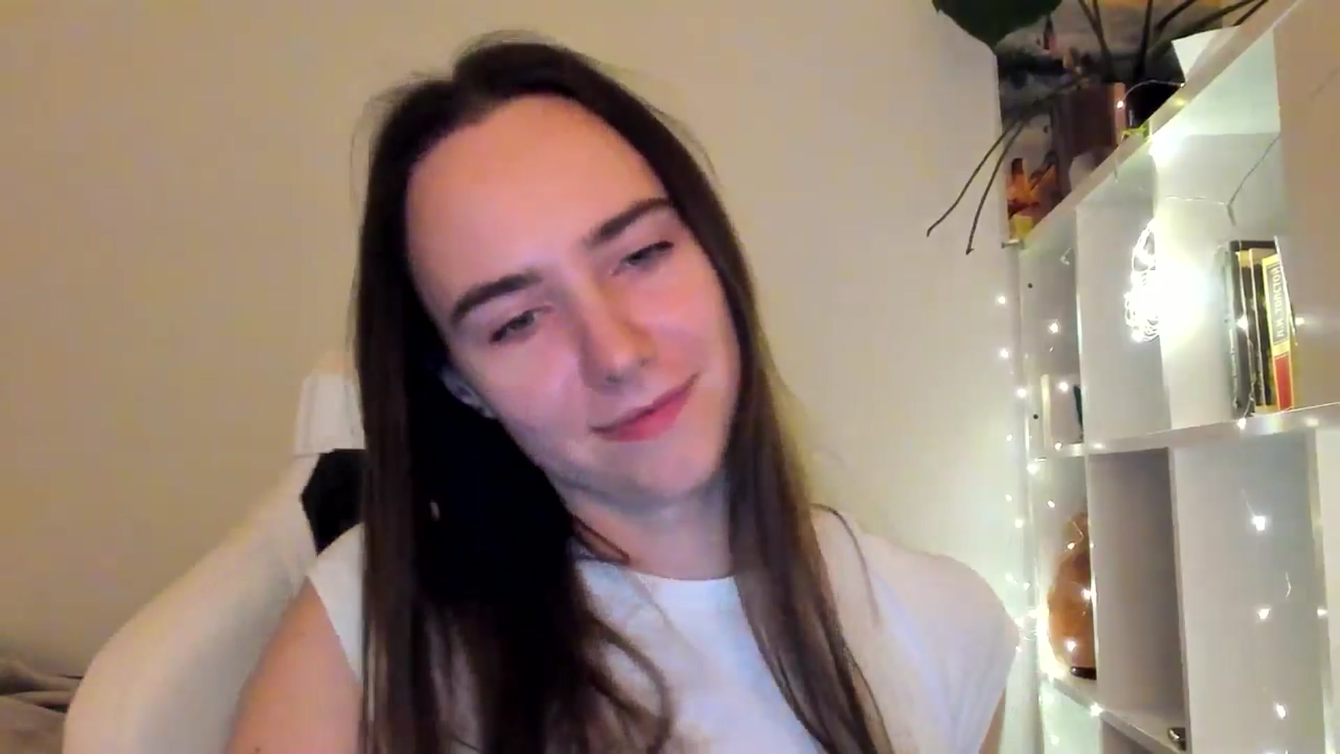 Gallery image thumbnail from OhAlisa's myfreecams stream on, 12/11/2025, 17:17 image 6 of 20