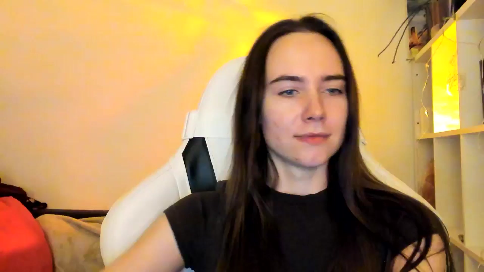 Gallery image thumbnail from OhAlisa's myfreecams stream on, 12/12/2025, 16:05 image 6 of 20