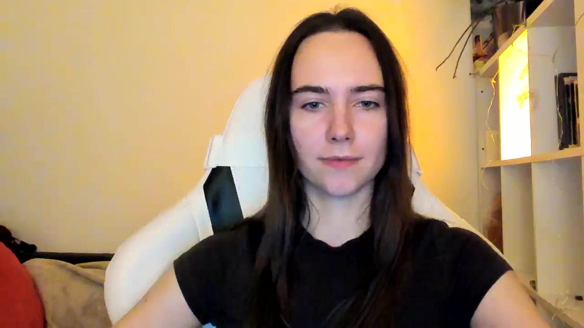 Gallery image thumbnail from OhAlisa's myfreecams stream on, 12/12/2025, 16:05 image 14 of 20