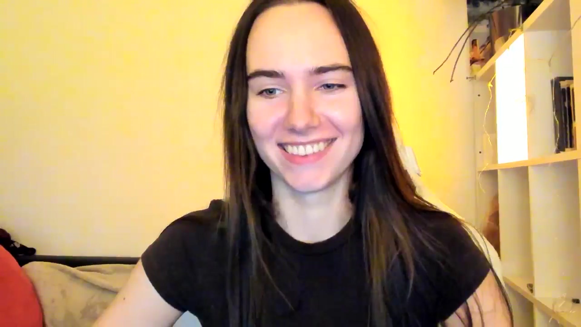 Gallery image thumbnail from OhAlisa's myfreecams stream on, 12/12/2025, 16:05 image 15 of 20