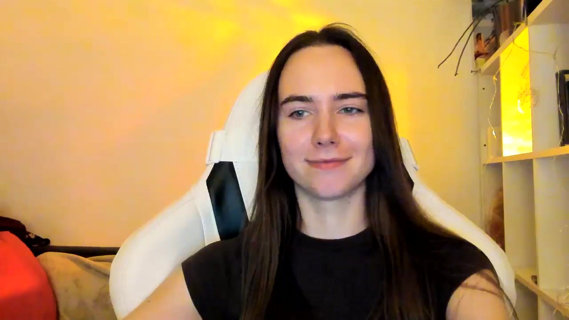 Gallery image thumbnail from OhAlisa's myfreecams stream on, 12/12/2025, 16:05 image 9 of 20