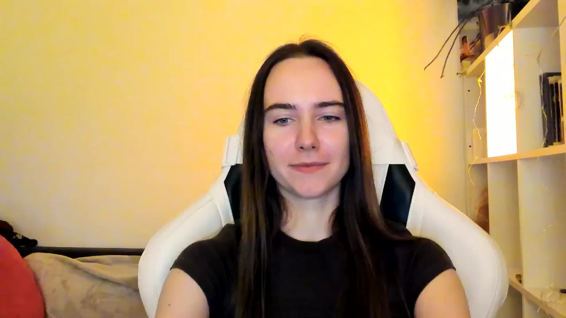 Gallery image thumbnail from OhAlisa's myfreecams stream on, 12/12/2025, 16:05 image 20 of 20