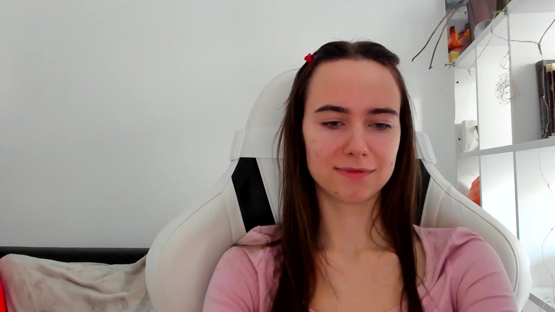 Gallery image thumbnail from OhAlisa's myfreecams stream on, 12/13/2025, 13:38 image 7 of 20