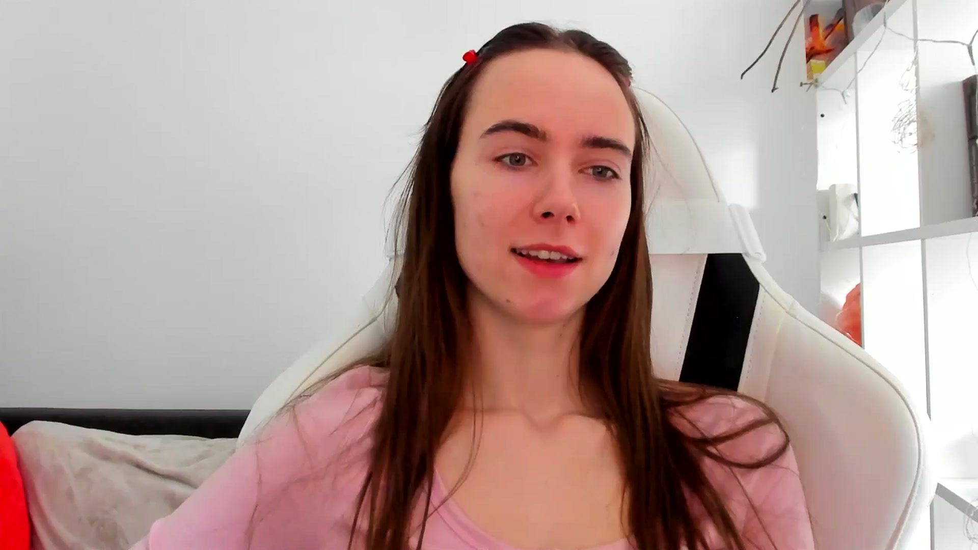 Gallery image thumbnail from OhAlisa's myfreecams stream on, 12/13/2025, 13:38 image 1 of 20