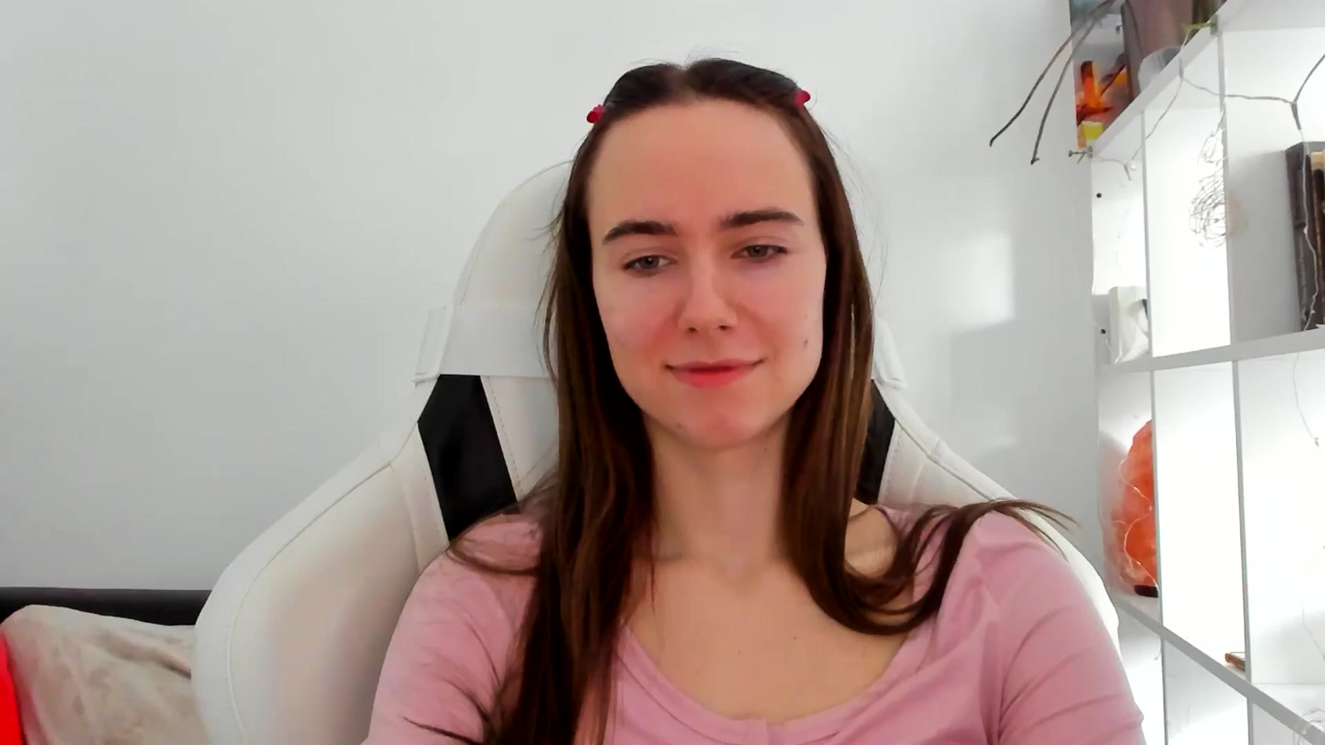 Gallery image thumbnail from OhAlisa's myfreecams stream on, 12/13/2025, 13:38 image 5 of 20