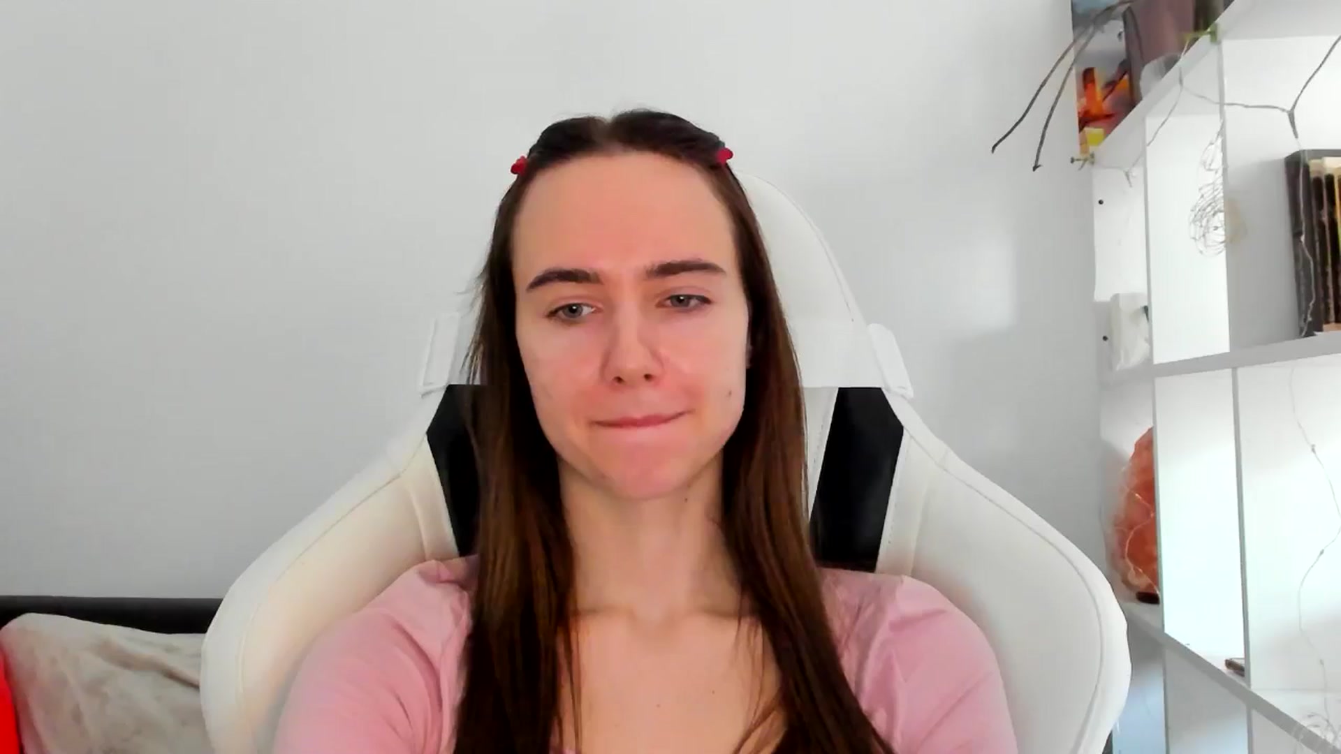 Gallery image thumbnail from OhAlisa's myfreecams stream on, 12/13/2025, 13:38 image 17 of 20