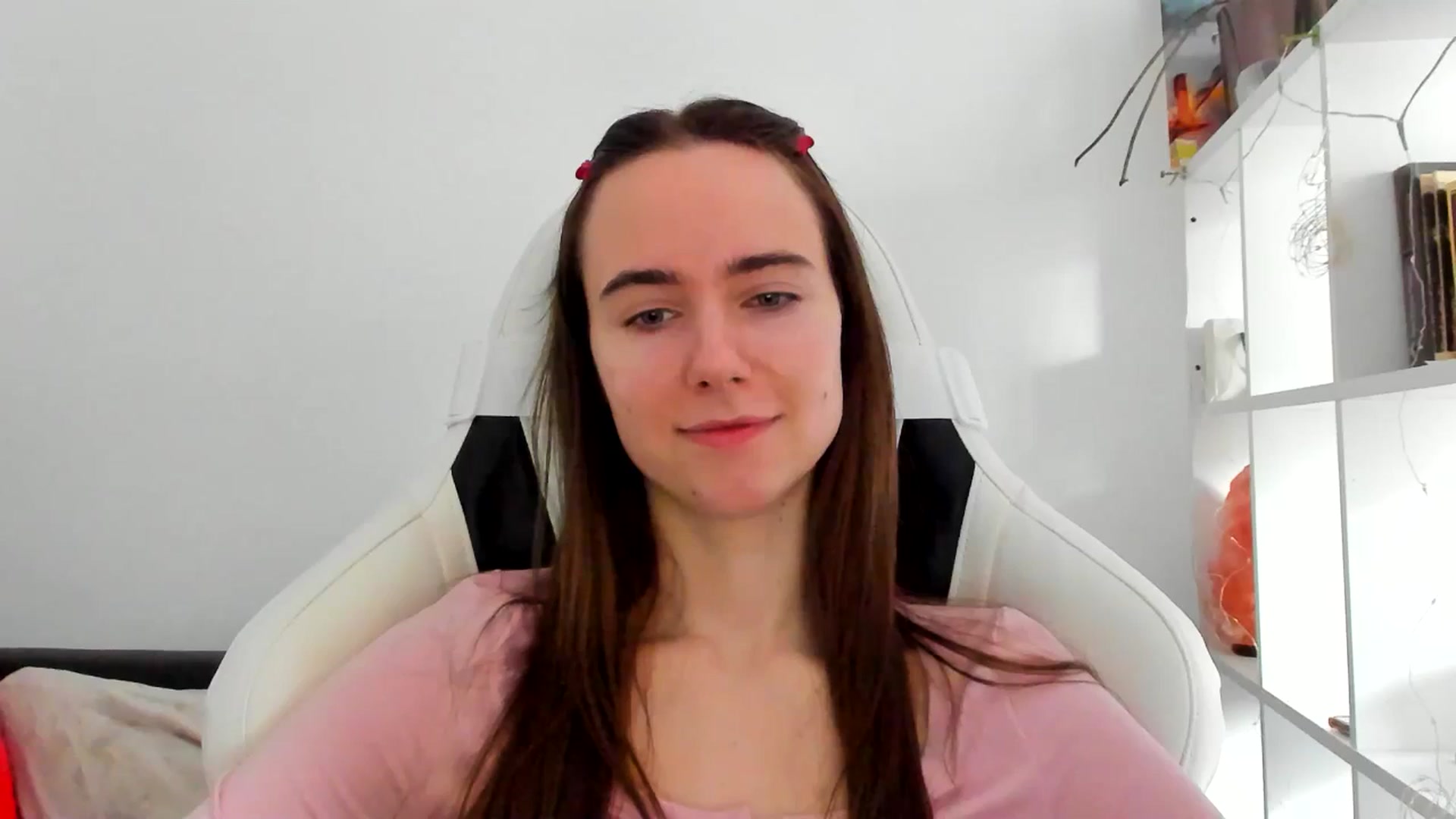 Gallery image thumbnail from OhAlisa's myfreecams stream on, 12/13/2025, 13:38 image 10 of 20