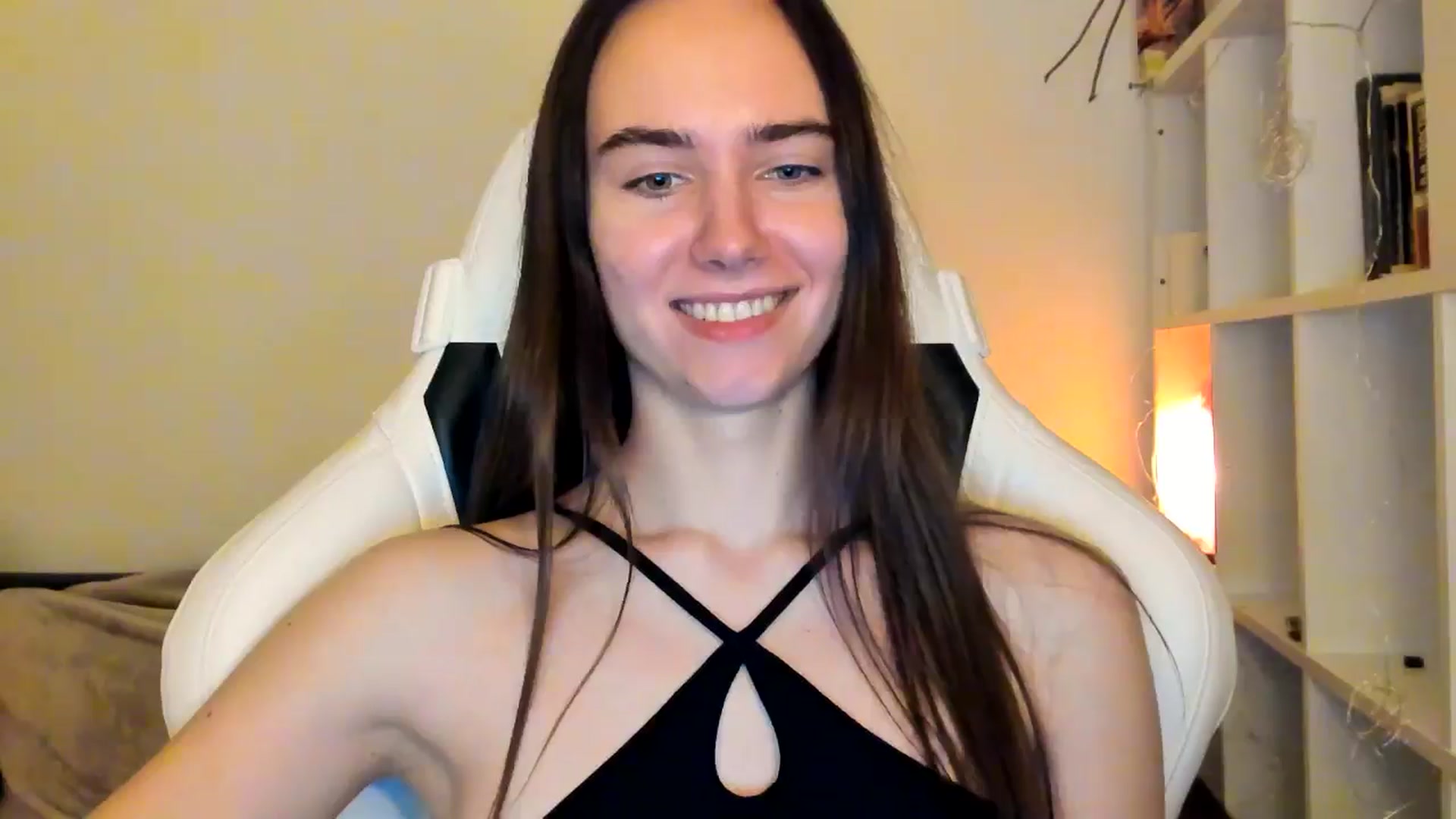 Gallery image thumbnail from OhAlisa's myfreecams stream on, 12/14/2025, 15:43 image 20 of 20