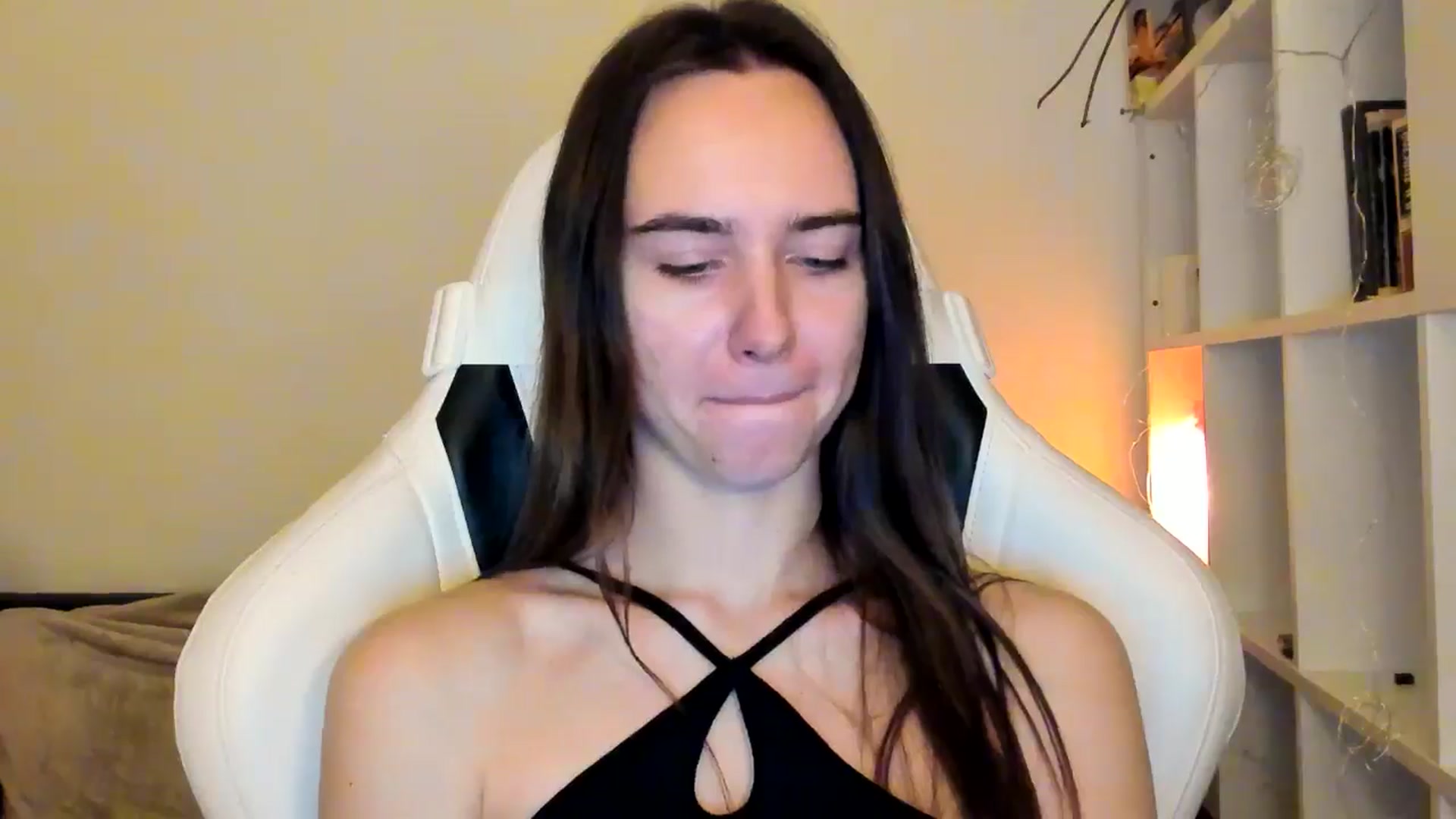 Gallery image thumbnail from OhAlisa's myfreecams stream on, 12/14/2025, 16:40 image 5 of 20