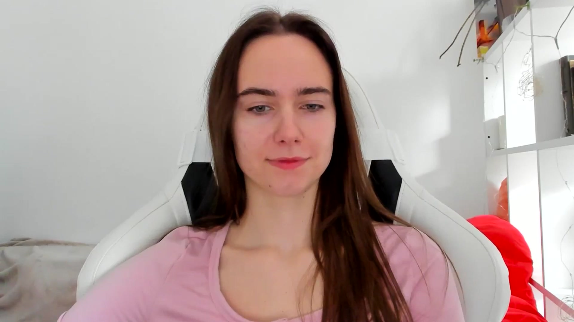 Gallery image thumbnail from OhAlisa's myfreecams stream on, 12/17/2025, 09:55 image 16 of 20