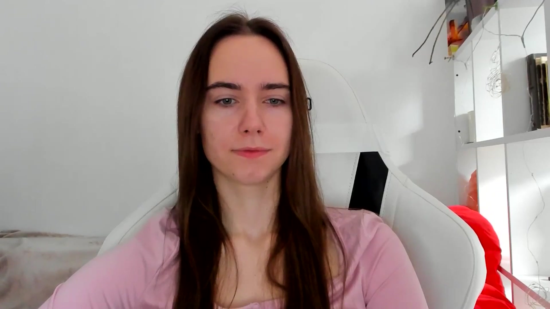 Gallery image thumbnail from OhAlisa's myfreecams stream on, 12/17/2025, 09:55 image 6 of 20
