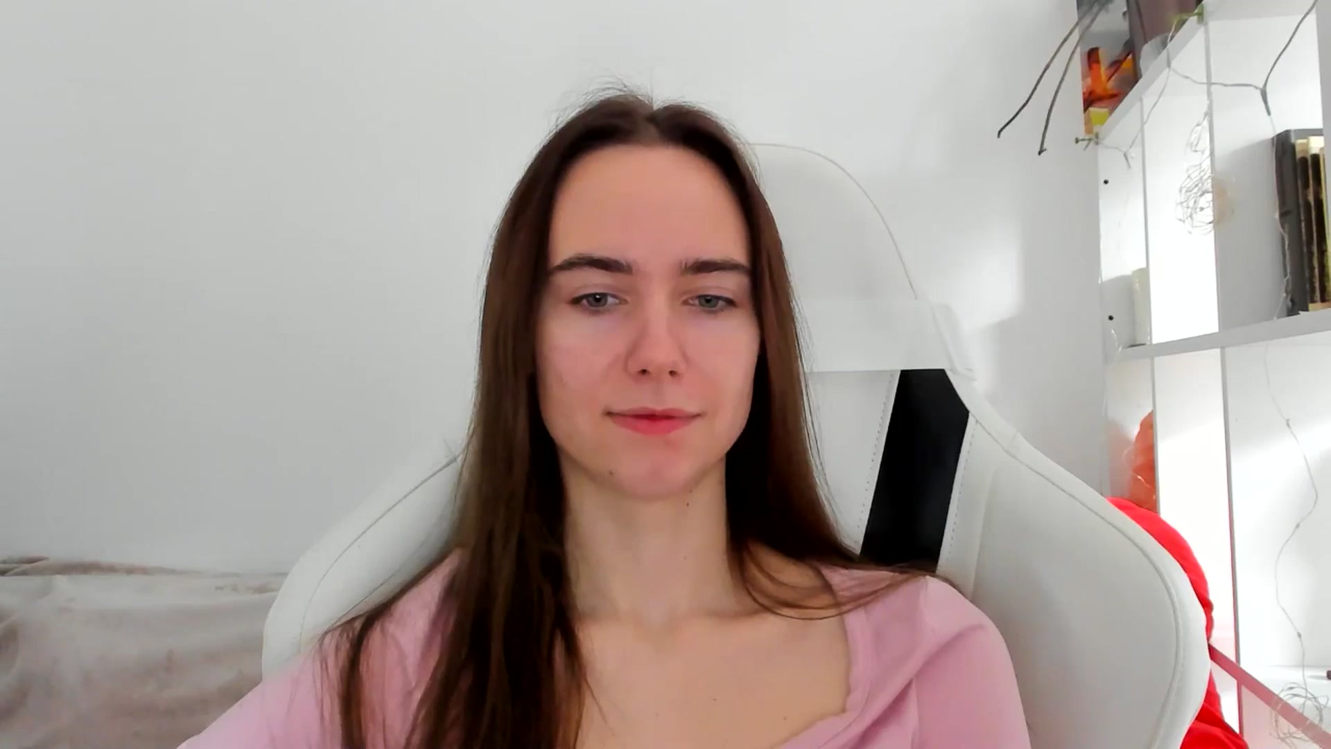Gallery image thumbnail from OhAlisa's myfreecams stream on, 12/17/2025, 09:55 image 15 of 20