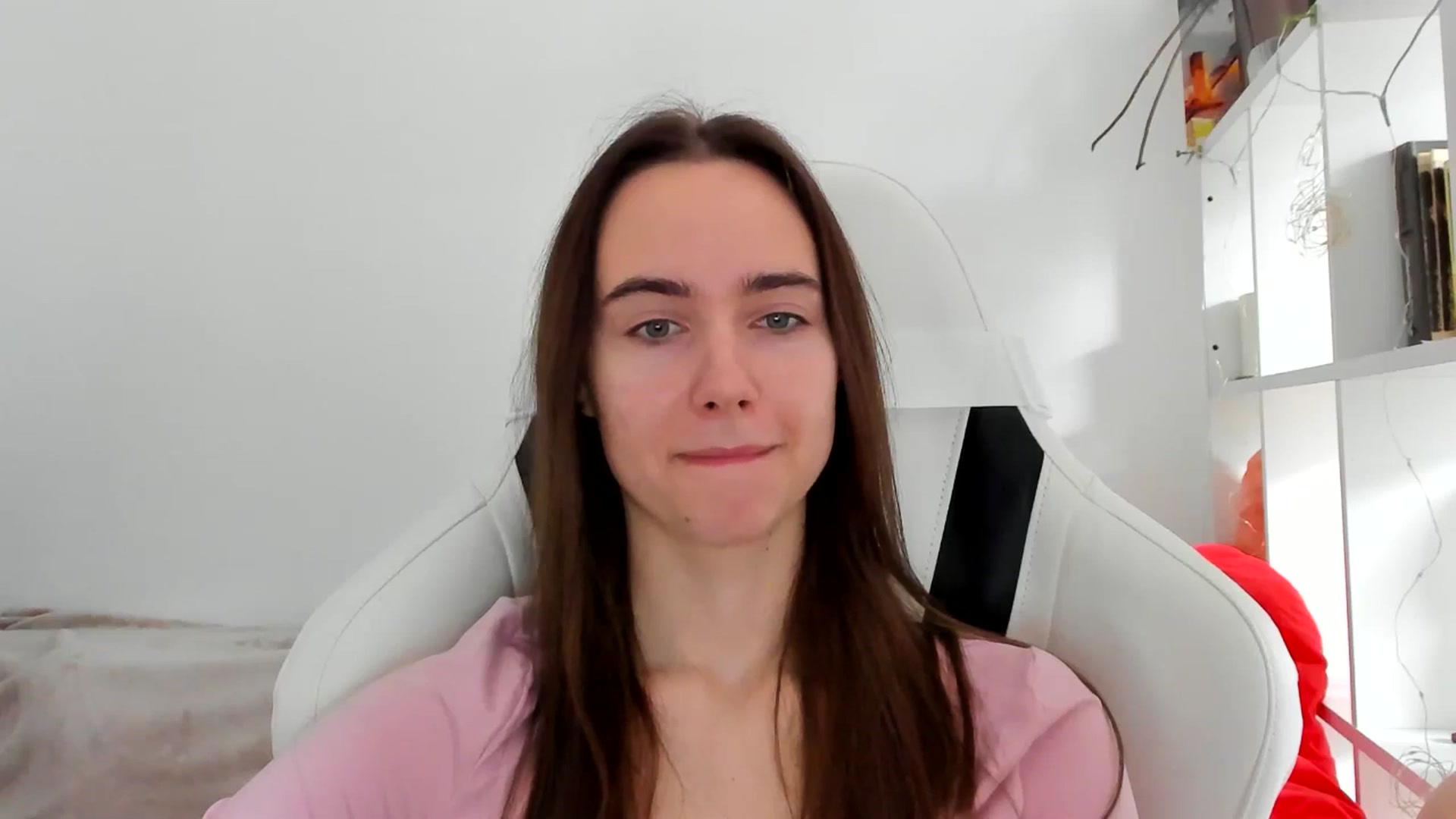 Gallery image thumbnail from OhAlisa's myfreecams stream on, 12/17/2025, 09:55 image 14 of 20