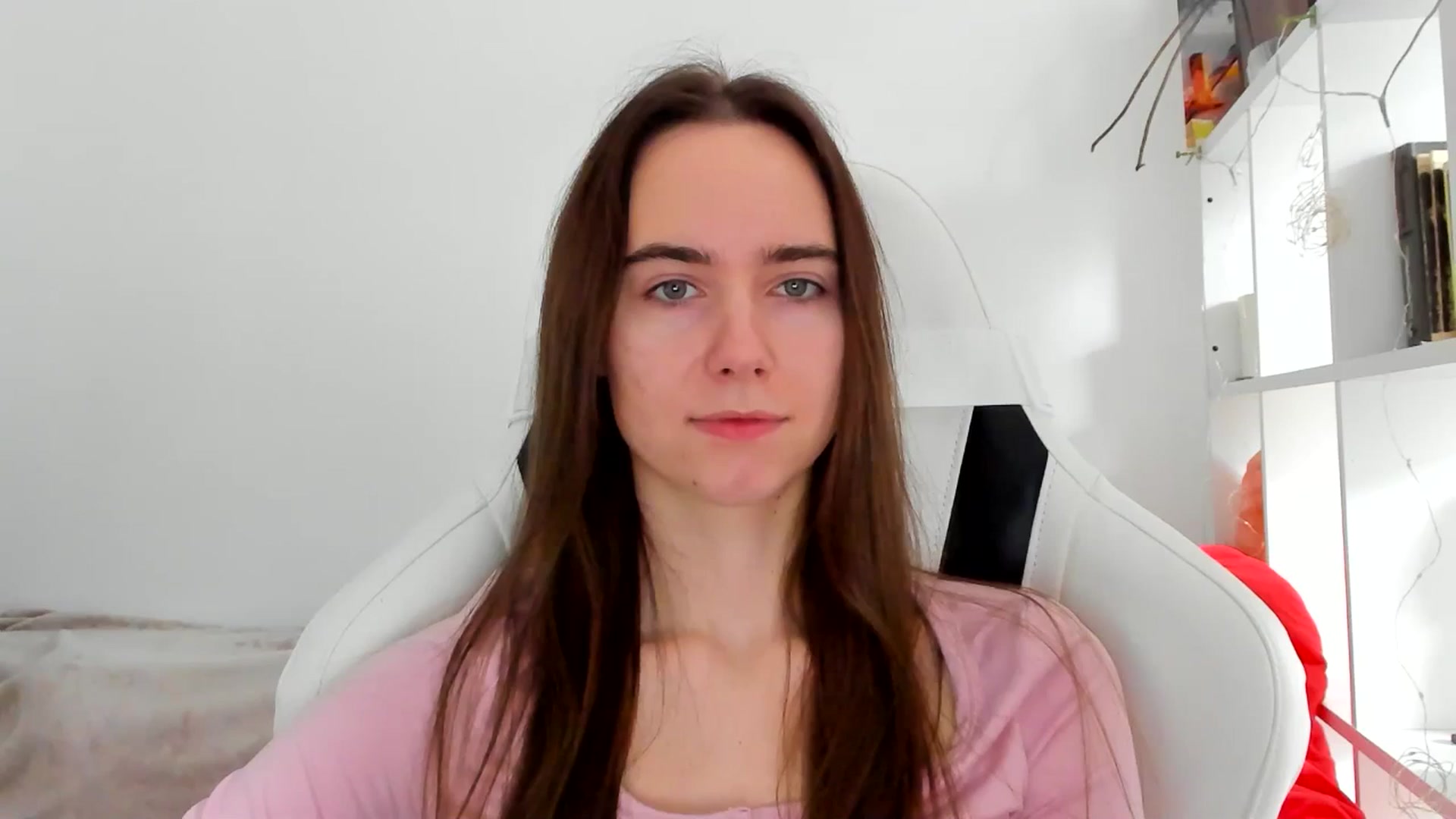 Gallery image thumbnail from OhAlisa's myfreecams stream on, 12/17/2025, 09:55 image 8 of 20