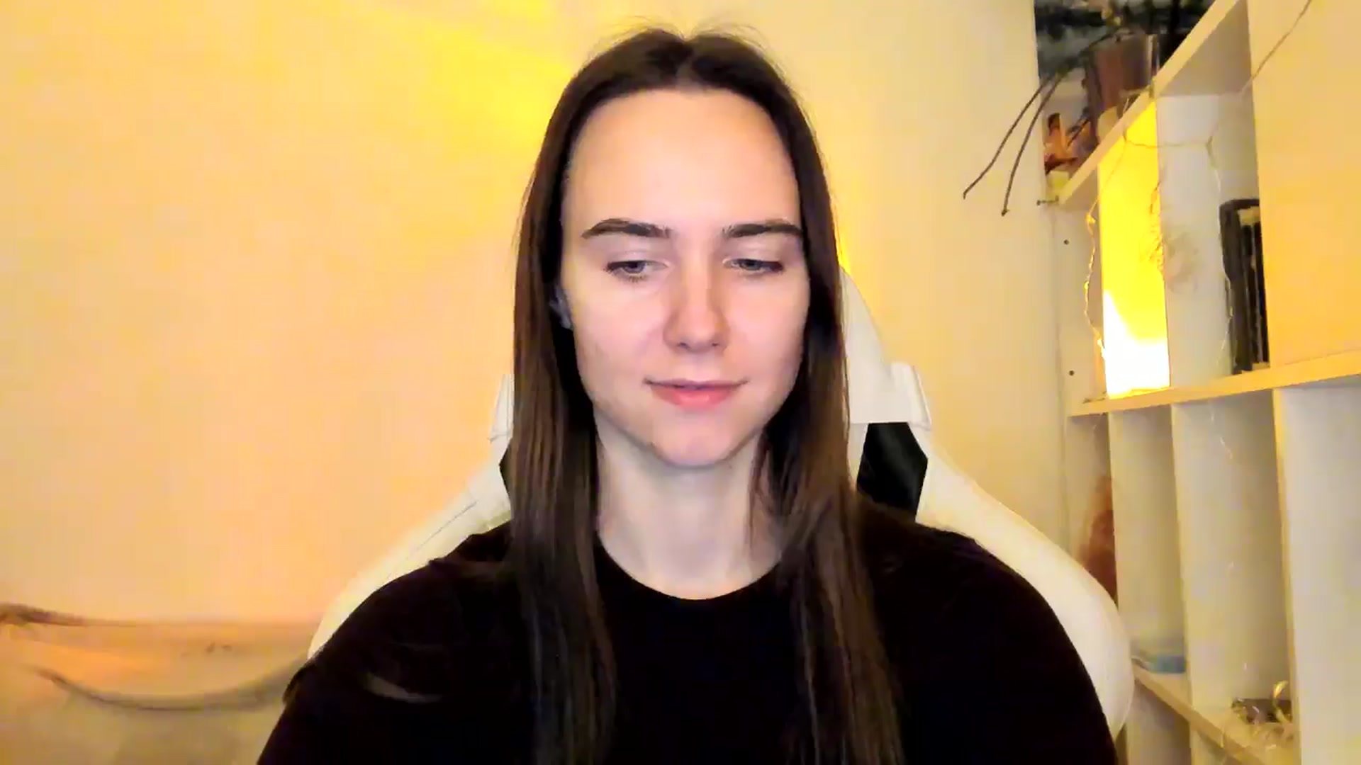 Gallery image thumbnail from OhAlisa's myfreecams stream on, 12/19/2025, 17:28 image 18 of 20