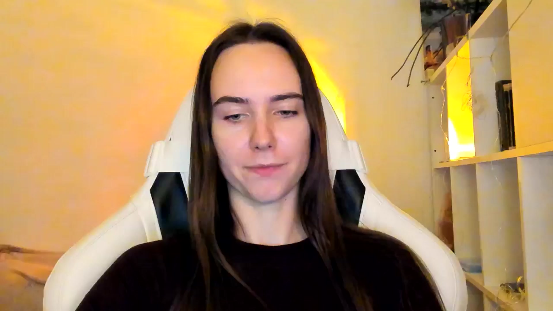 Gallery image thumbnail from OhAlisa's myfreecams stream on, 12/19/2025, 17:28 image 2 of 20