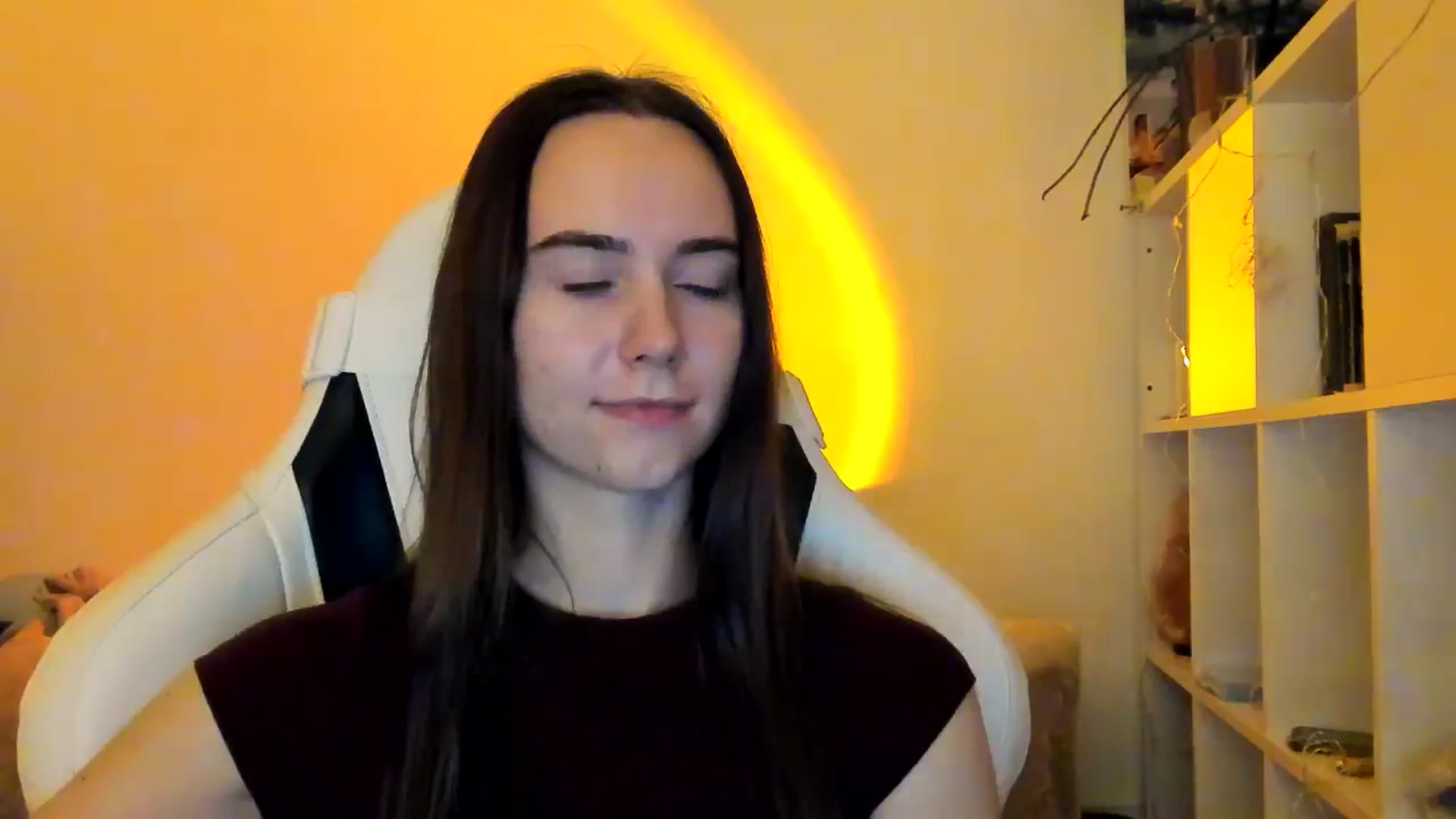 Gallery image thumbnail from OhAlisa's myfreecams stream on, 12/21/2025, 17:33 image 20 of 20