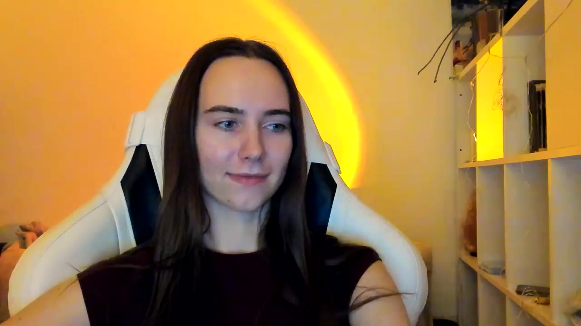 Gallery image thumbnail from OhAlisa's myfreecams stream on, 12/21/2025, 17:33 image 10 of 20