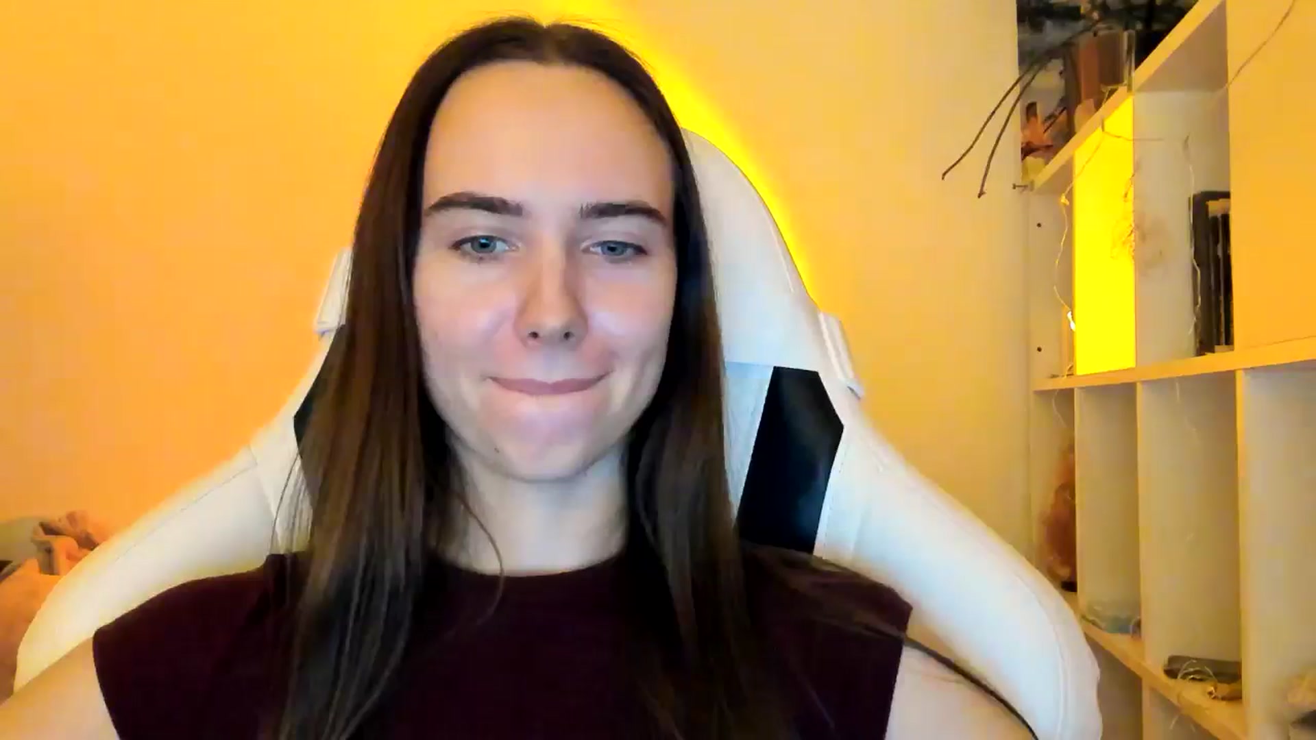 Gallery image thumbnail from OhAlisa's myfreecams stream on, 12/21/2025, 17:33 image 15 of 20