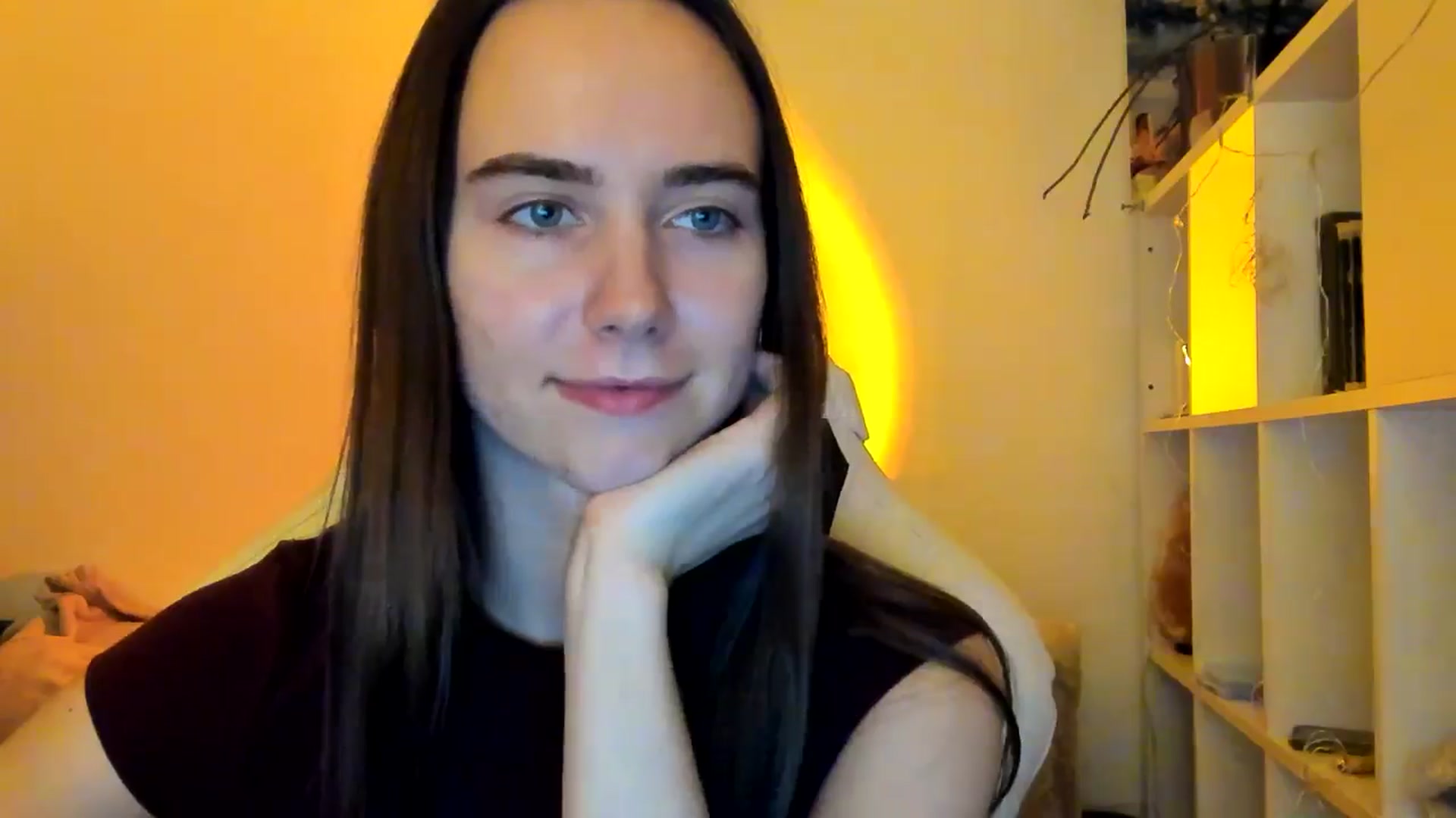 Gallery image thumbnail from OhAlisa's myfreecams stream on, 12/21/2025, 17:33 image 13 of 20