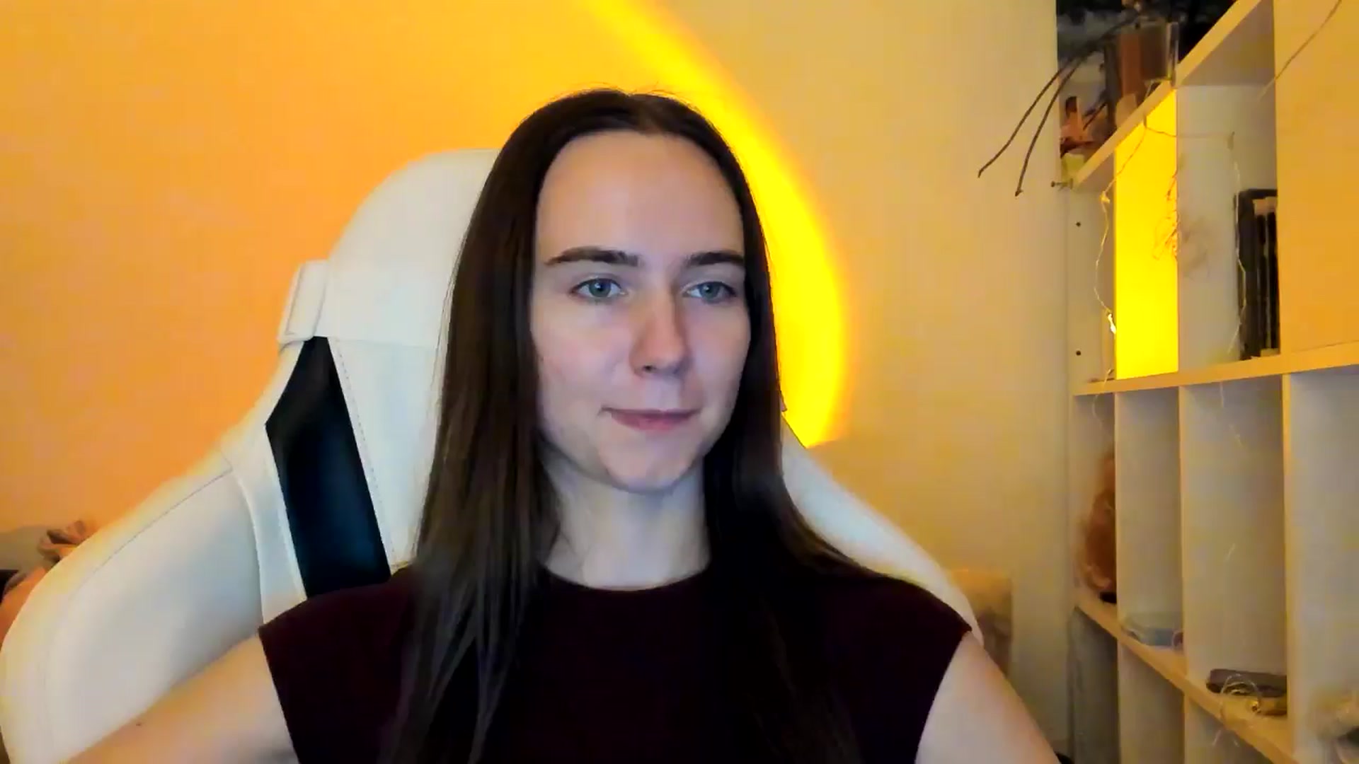 Gallery image thumbnail from OhAlisa's myfreecams stream on, 12/21/2025, 17:33 image 8 of 20