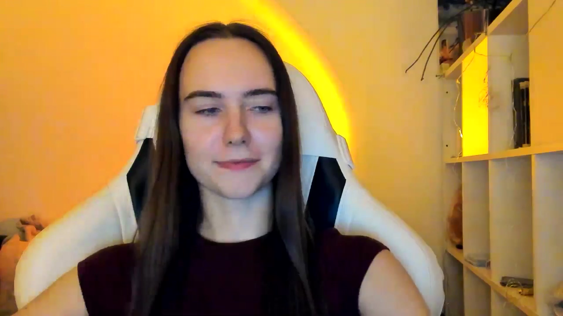 Gallery image thumbnail from OhAlisa's myfreecams stream on, 12/21/2025, 17:33 image 4 of 20