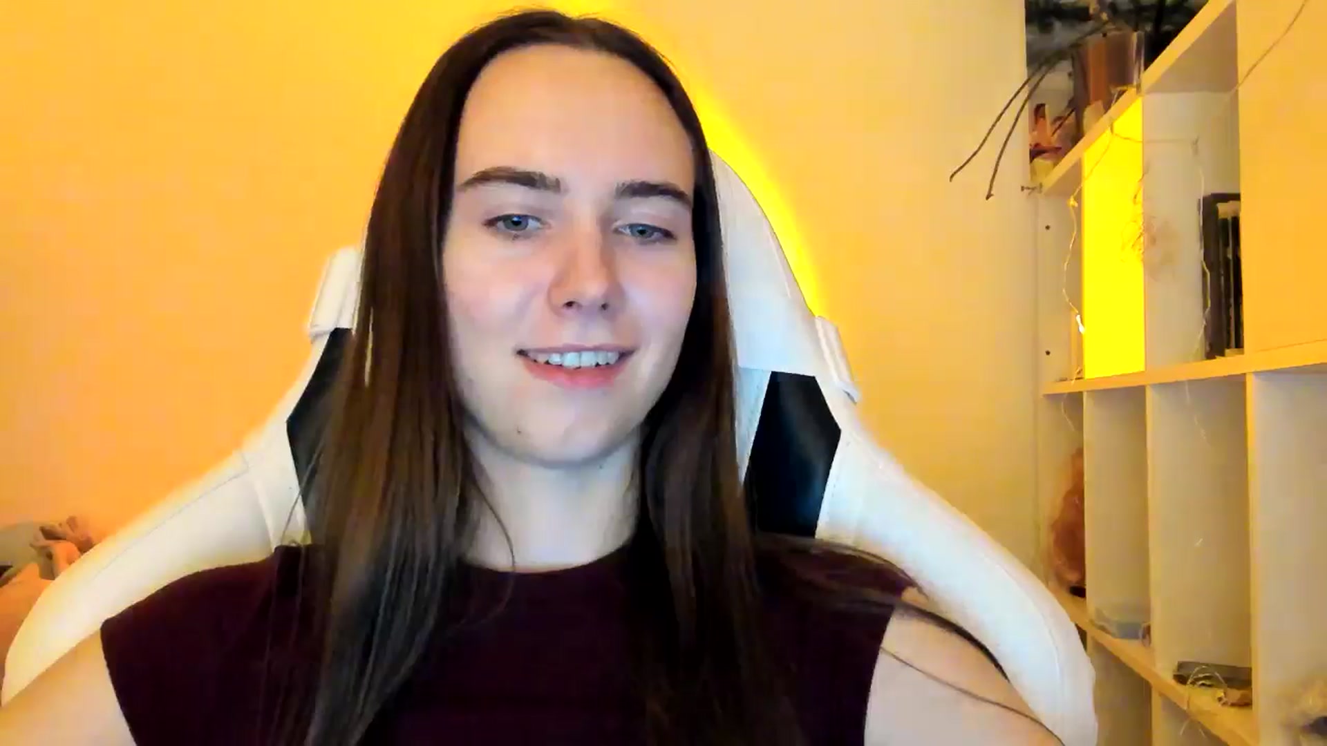 Gallery image thumbnail from OhAlisa's myfreecams stream on, 12/21/2025, 17:33 image 14 of 20