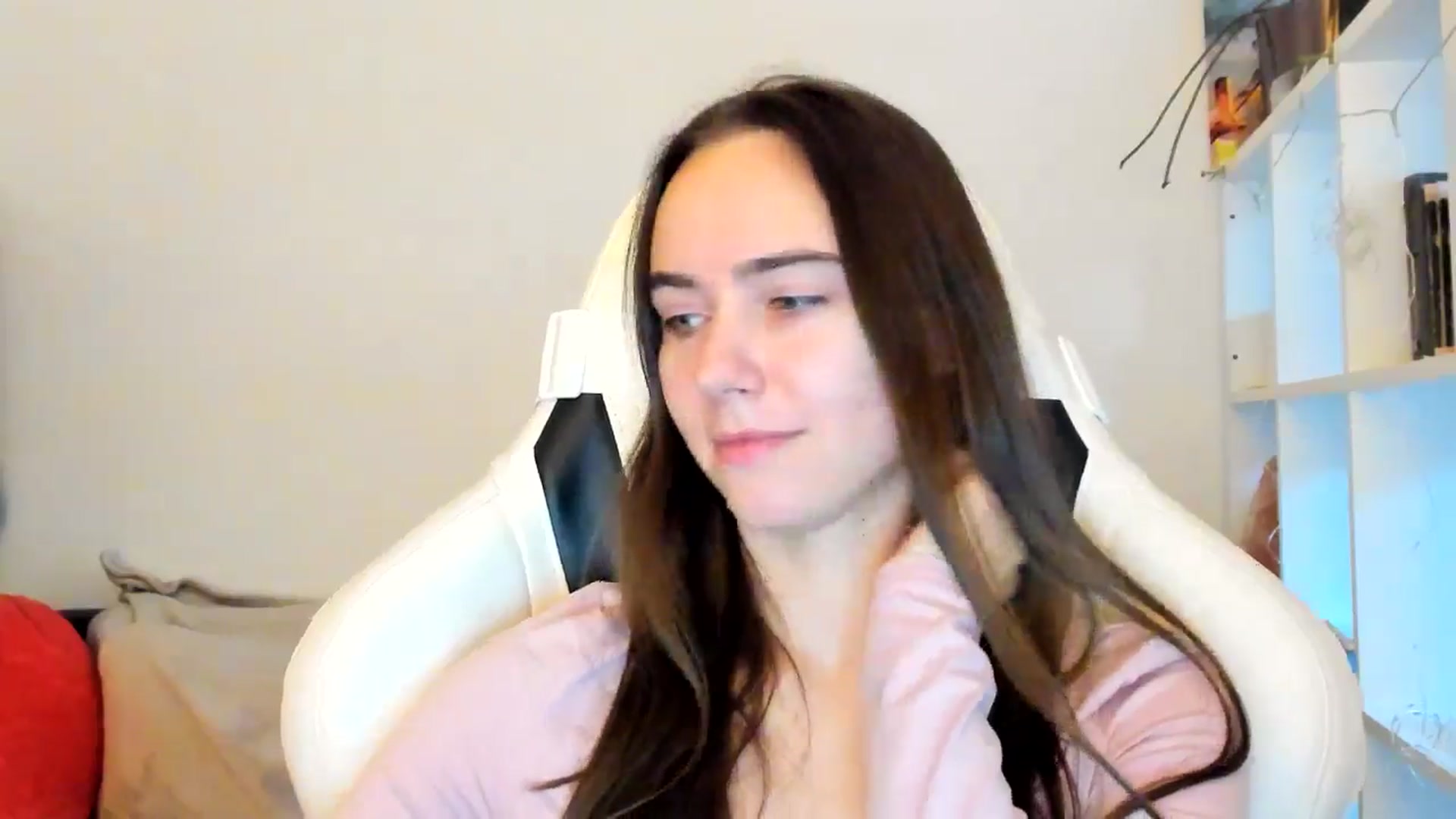 Gallery image thumbnail from OhAlisa's myfreecams stream on, 12/22/2025, 14:11 image 18 of 20