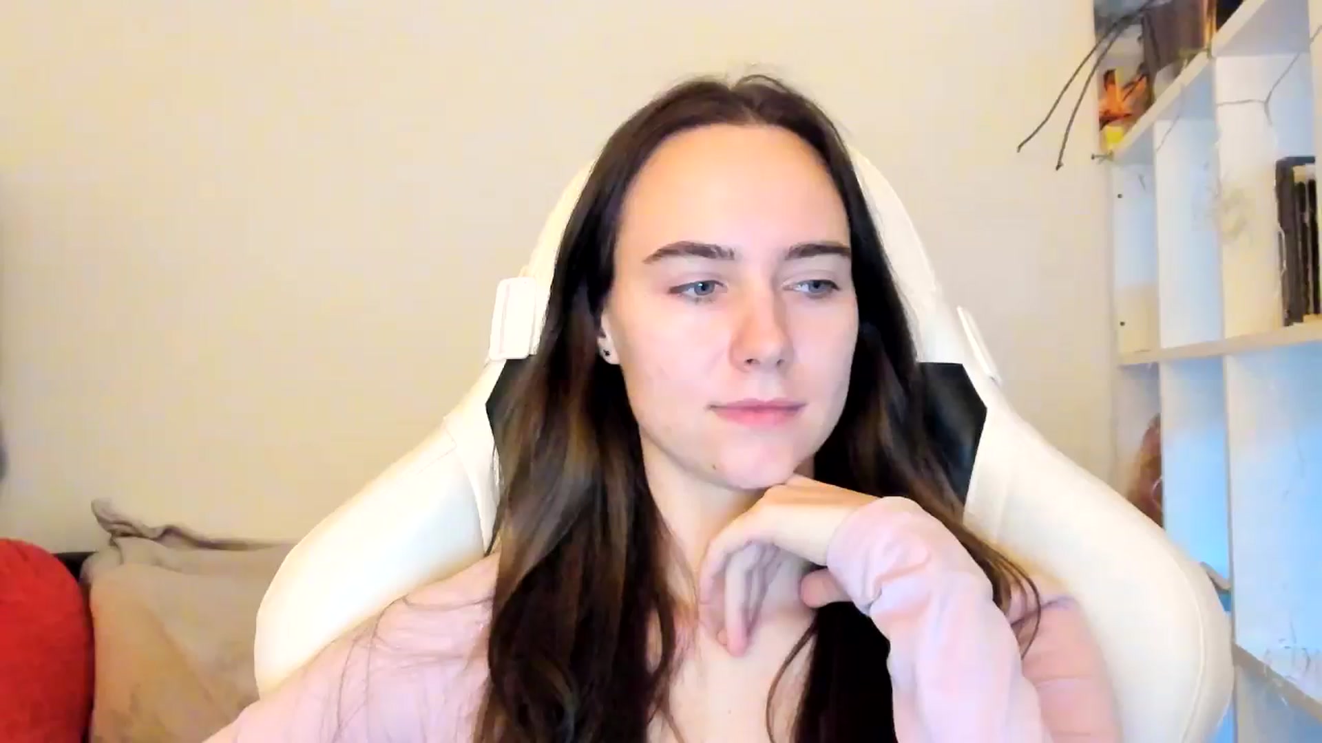 Gallery image thumbnail from OhAlisa's myfreecams stream on, 12/22/2025, 14:23 image 18 of 20