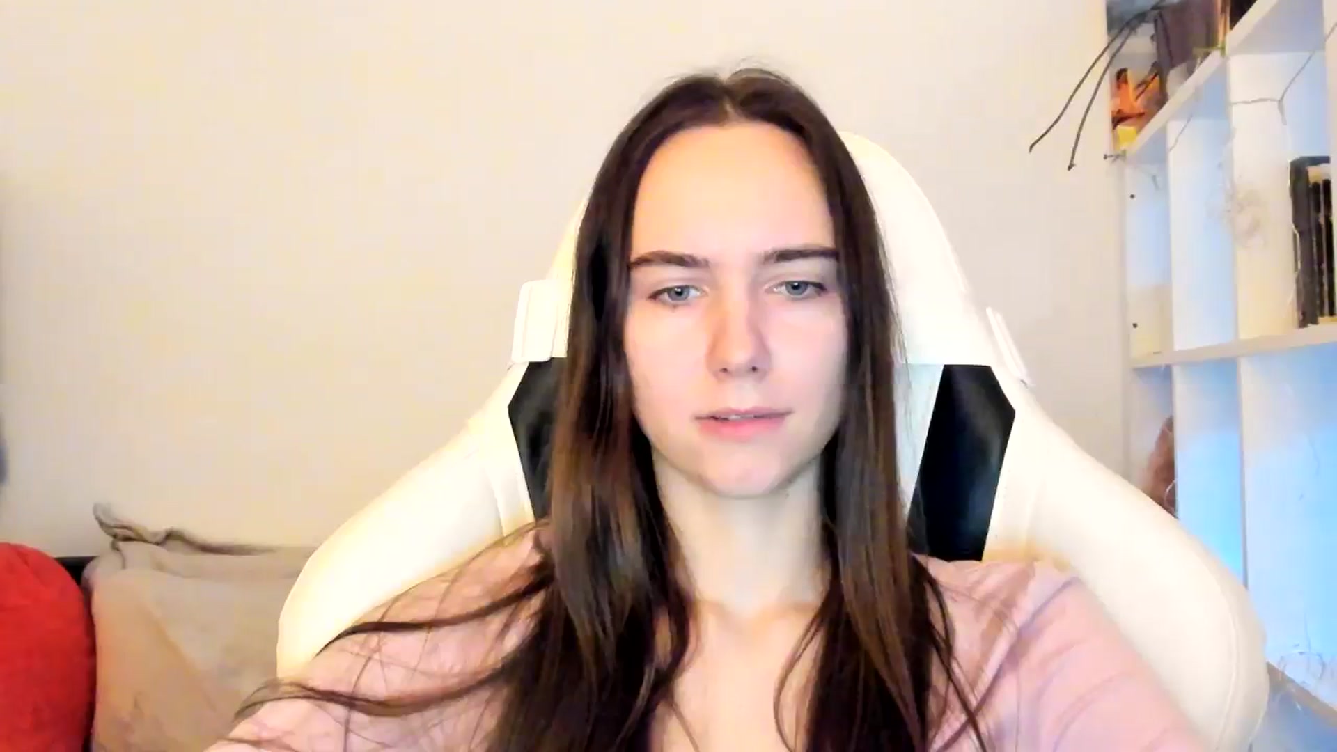 Gallery image thumbnail from OhAlisa's myfreecams stream on, 12/22/2025, 14:23 image 15 of 20