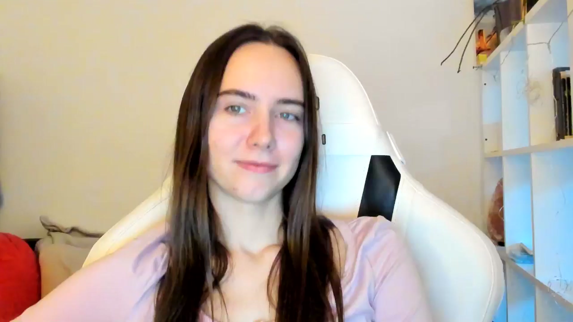 Gallery image thumbnail from OhAlisa's myfreecams stream on, 12/22/2025, 14:23 image 1 of 20