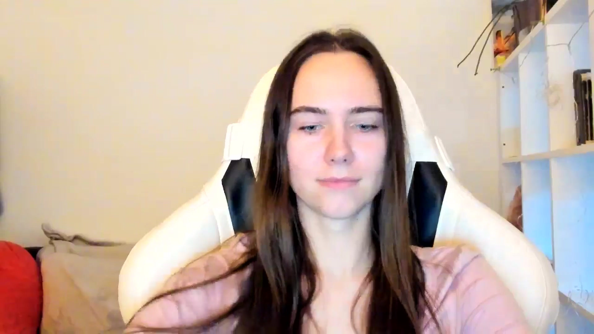 Gallery image thumbnail from OhAlisa's myfreecams stream on, 12/22/2025, 14:23 image 16 of 20