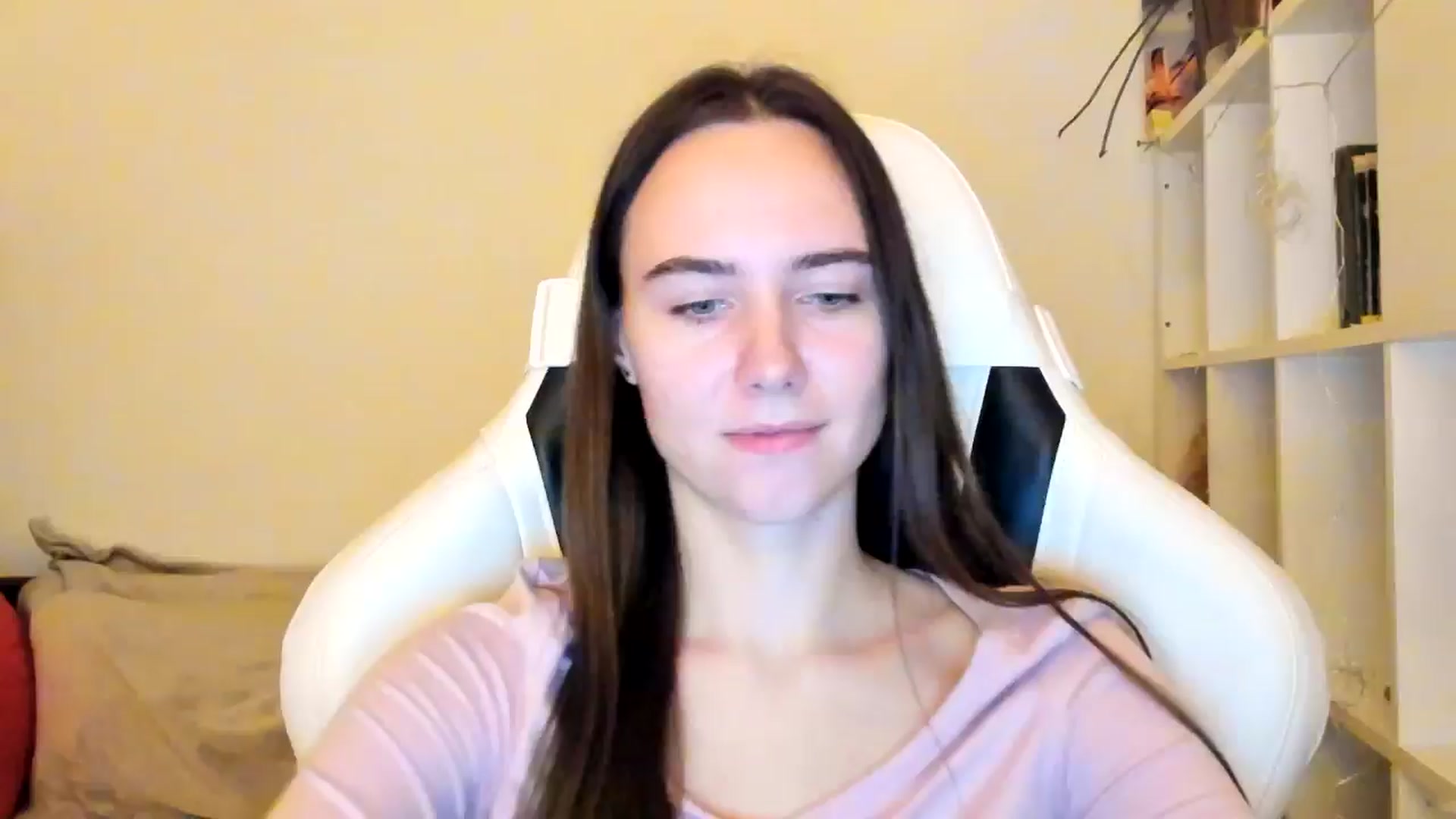 Gallery image thumbnail from OhAlisa's myfreecams stream on, 12/22/2025, 15:26 image 20 of 20