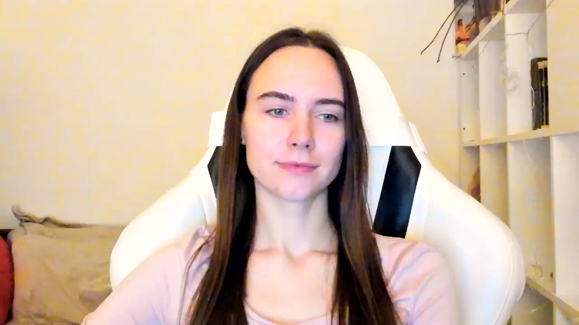 Gallery image thumbnail from OhAlisa's myfreecams stream on, 12/22/2025, 15:26 image 19 of 20