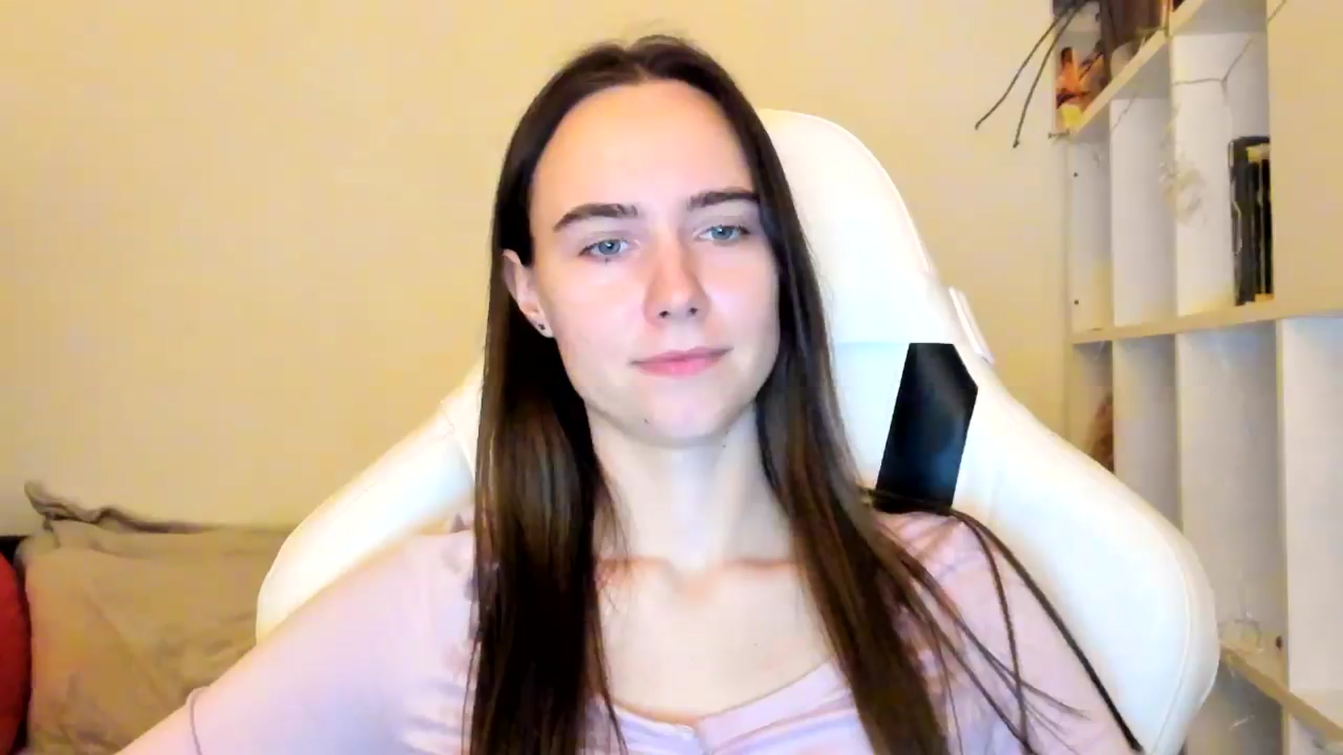 Gallery image thumbnail from OhAlisa's myfreecams stream on, 12/22/2025, 15:26 image 9 of 20