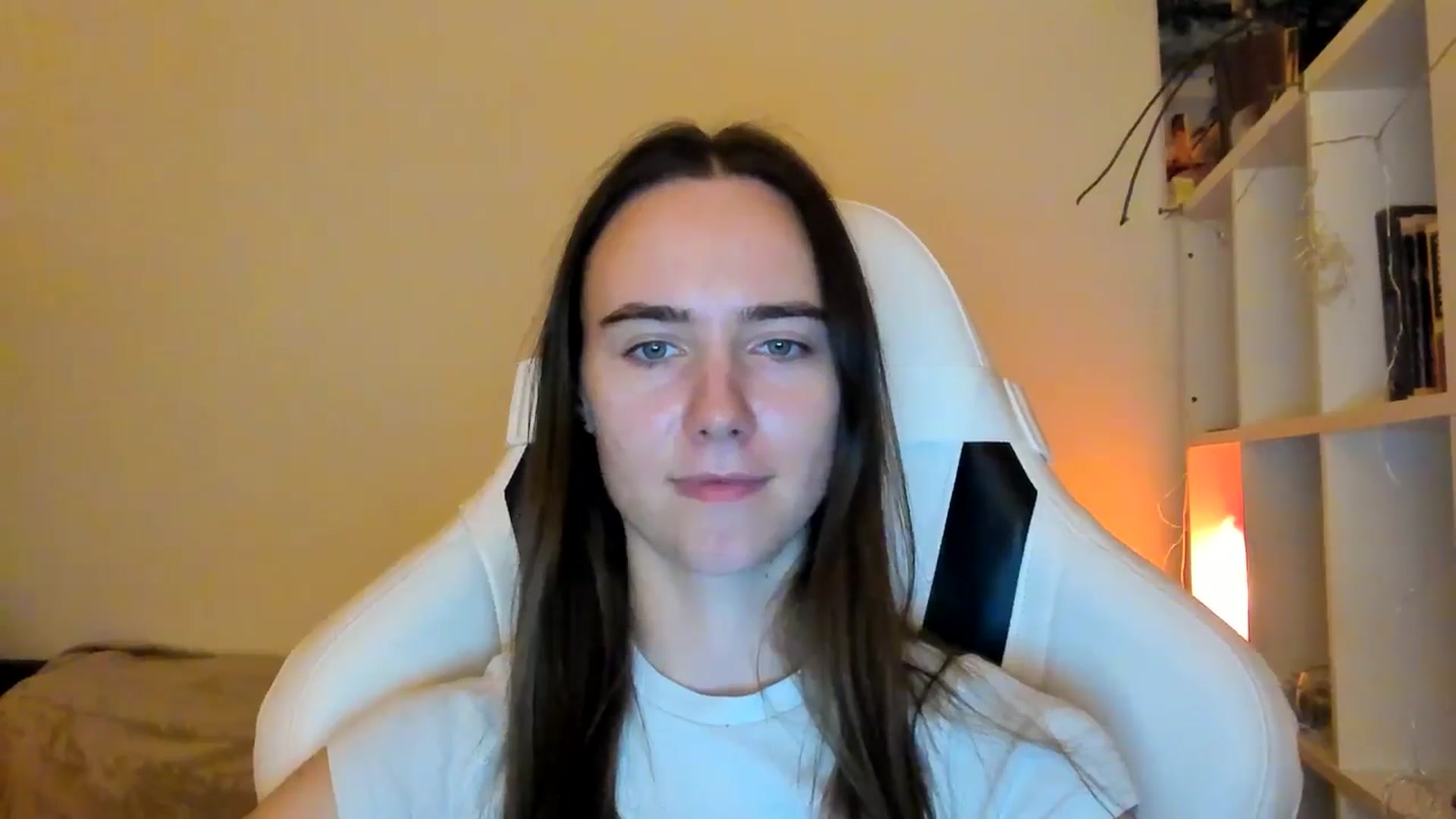 Gallery image thumbnail from OhAlisa's myfreecams stream on, 12/23/2025, 16:04 image 14 of 20