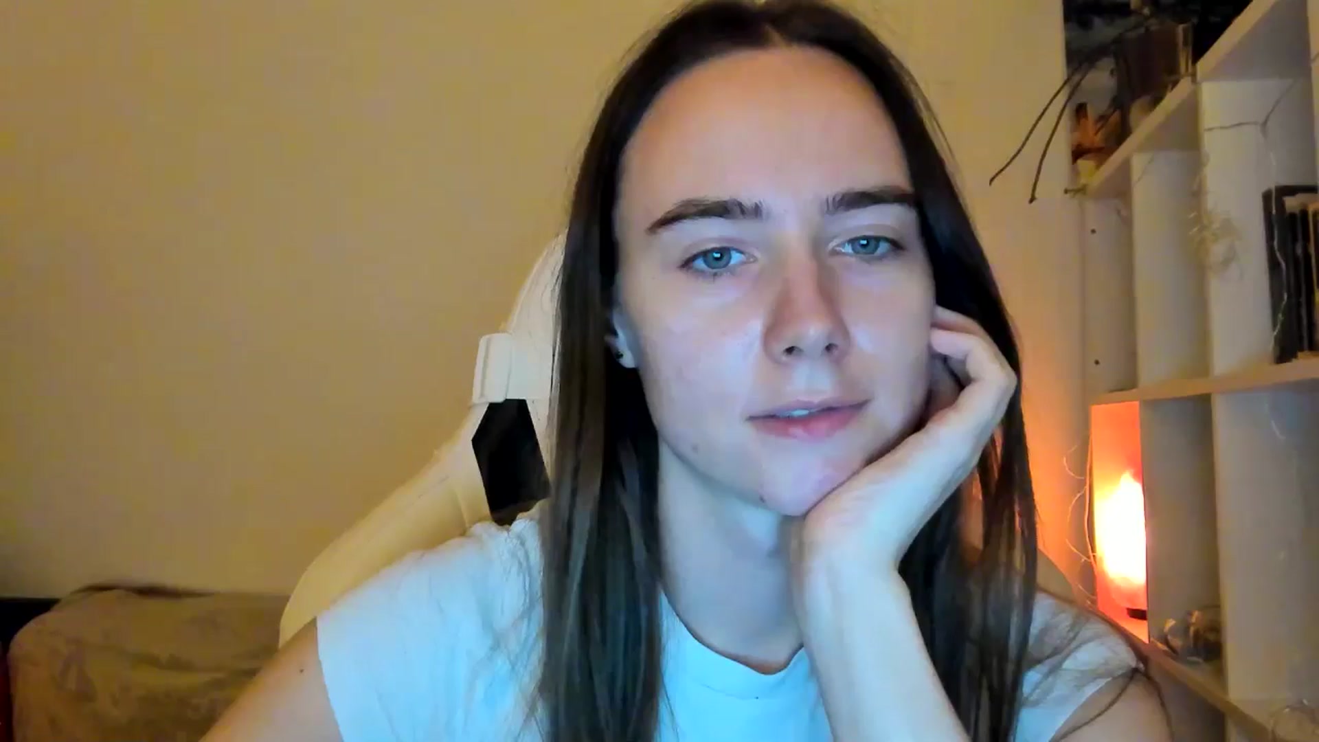Gallery image thumbnail from OhAlisa's myfreecams stream on, 12/23/2025, 16:04 image 13 of 20