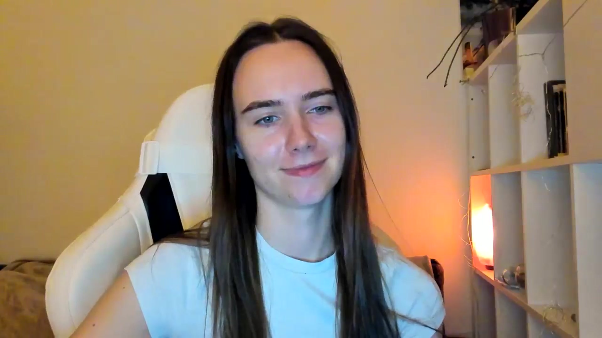 Gallery image thumbnail from OhAlisa's myfreecams stream on, 12/23/2025, 17:28 image 14 of 20