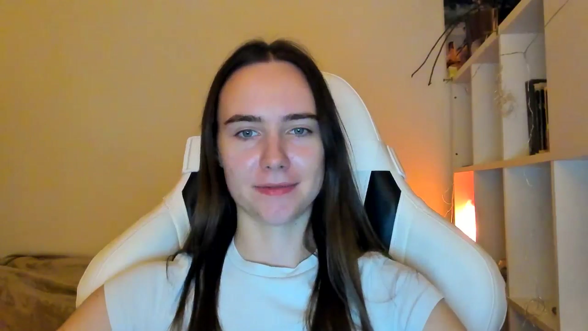 Gallery image thumbnail from OhAlisa's myfreecams stream on, 12/23/2025, 17:28 image 10 of 20