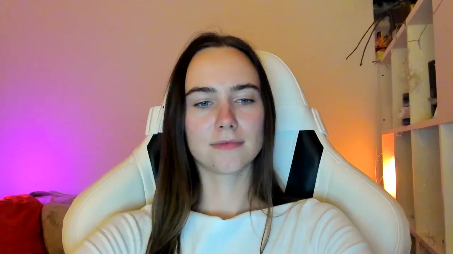 Gallery image thumbnail from OhAlisa's myfreecams stream on, 01/06/2026, 17:37 image 19 of 20