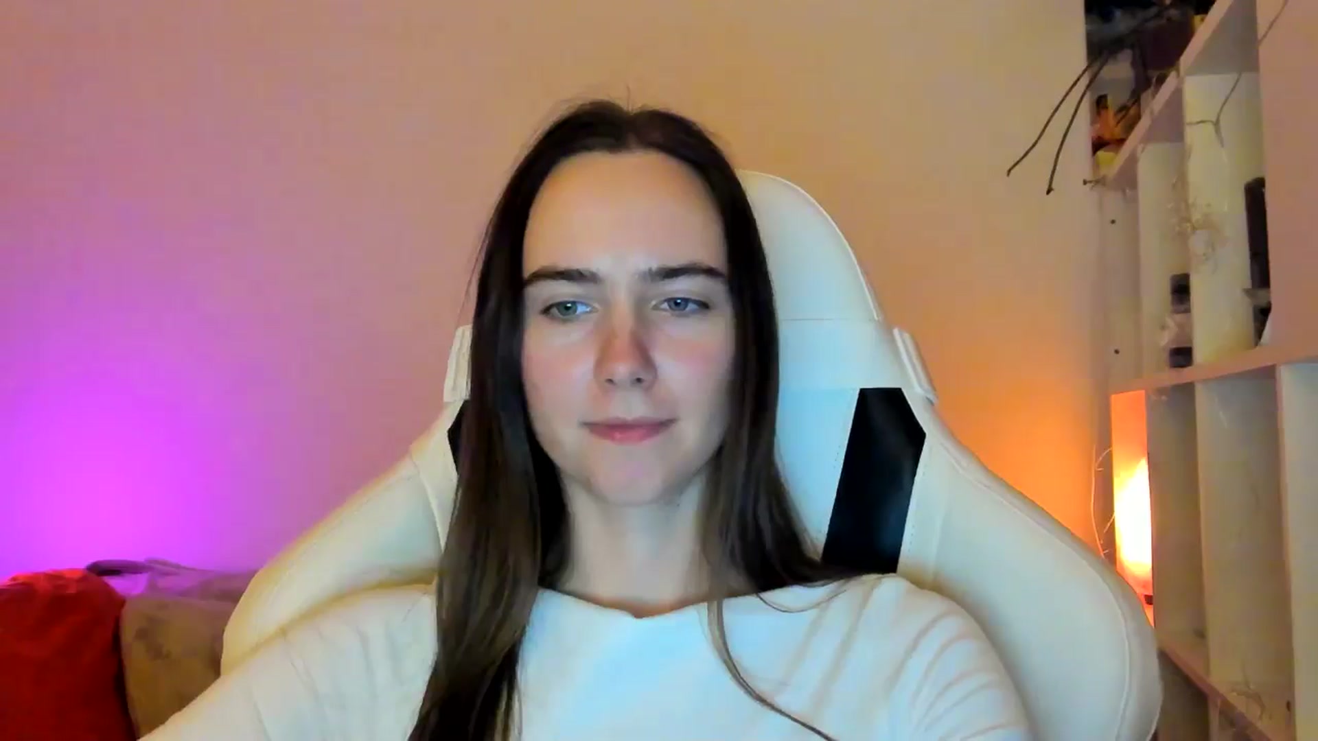 Gallery image thumbnail from OhAlisa's myfreecams stream on, 01/06/2026, 17:37 image 18 of 20