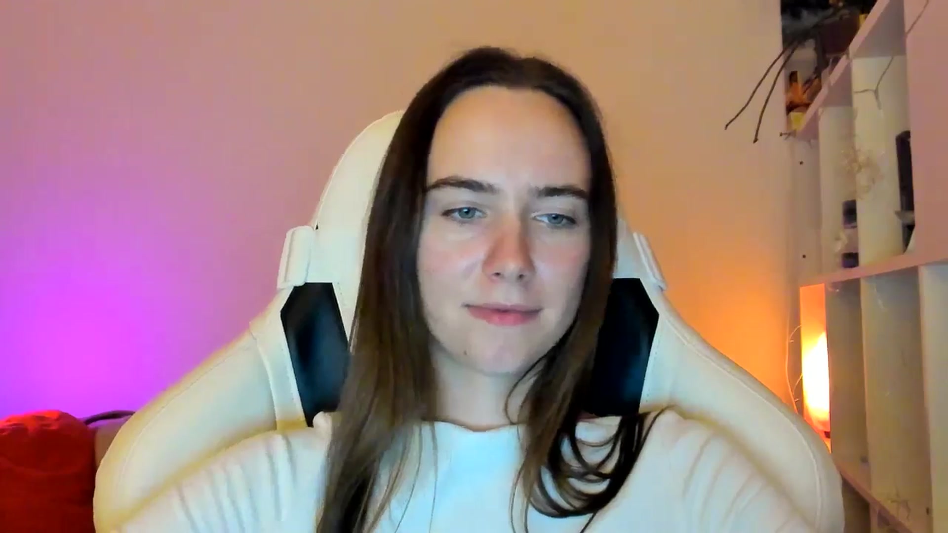 Gallery image thumbnail from OhAlisa's myfreecams stream on, 01/06/2026, 19:41 image 8 of 20