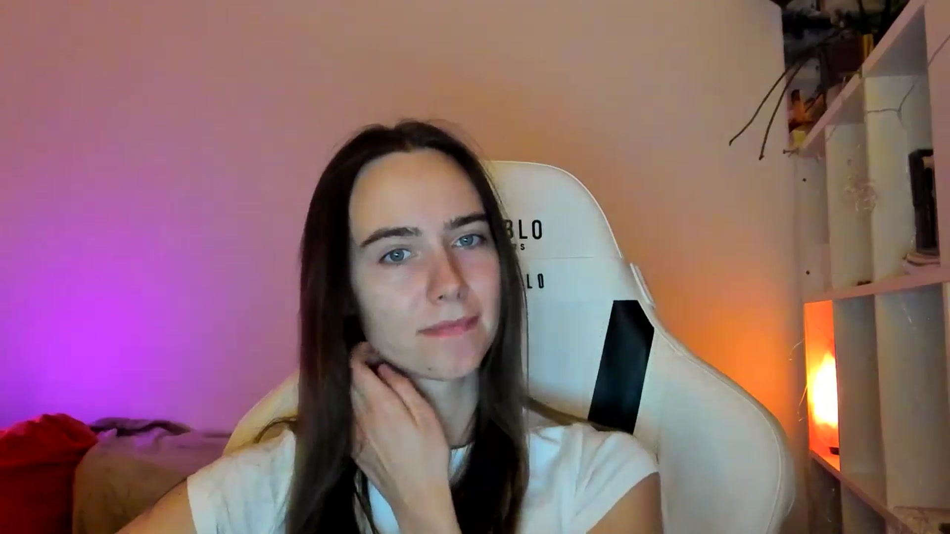 Gallery image thumbnail from OhAlisa's myfreecams stream on, 01/08/2026, 18:11 image 9 of 20