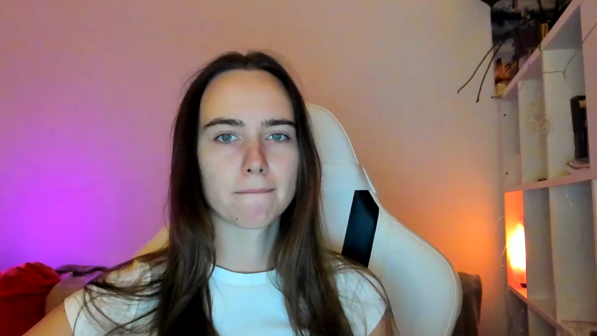 Gallery image thumbnail from OhAlisa's myfreecams stream on, 01/08/2026, 18:11 image 1 of 20