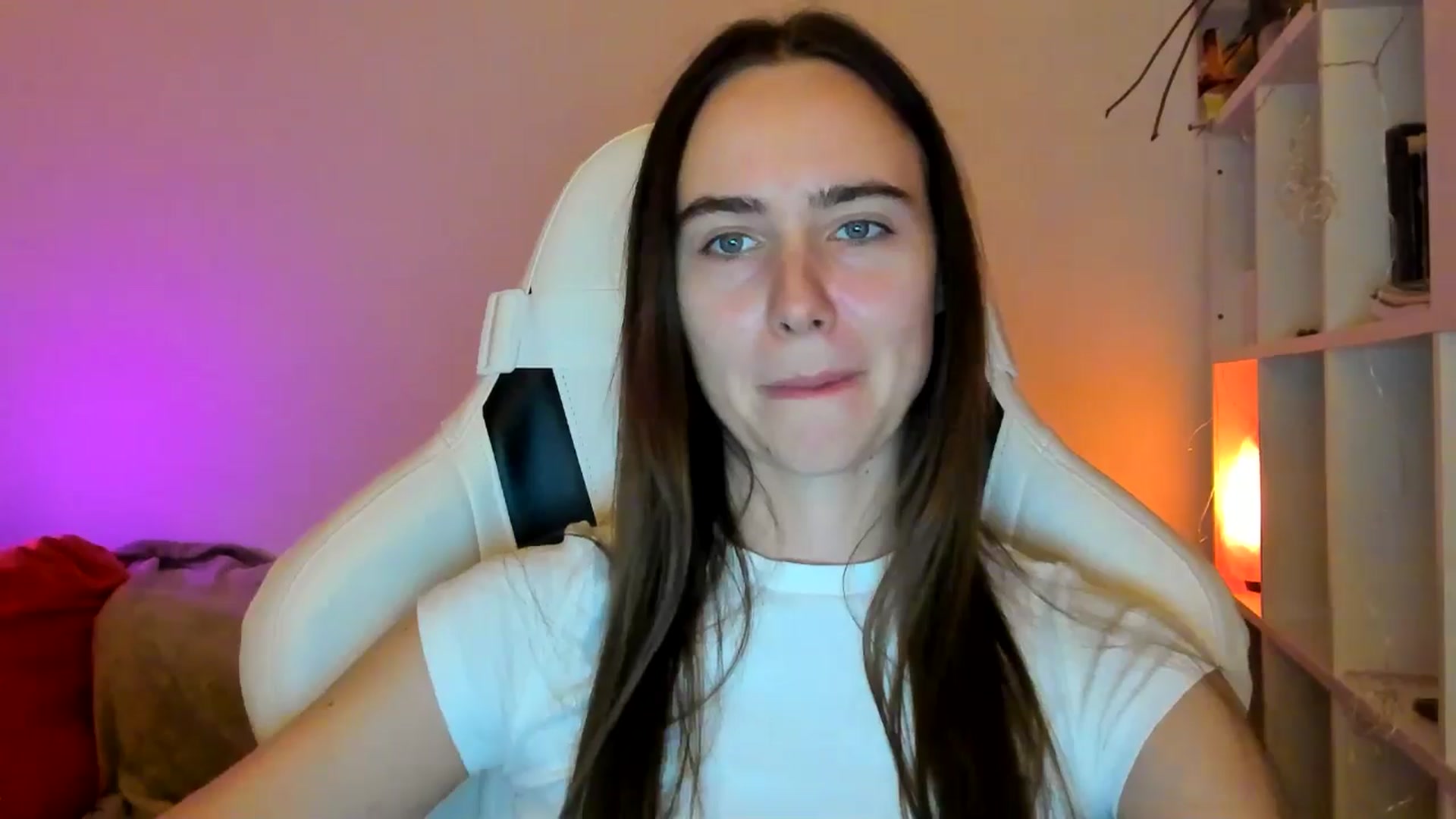 Gallery image thumbnail from OhAlisa's myfreecams stream on, 01/08/2026, 19:24 image 13 of 20